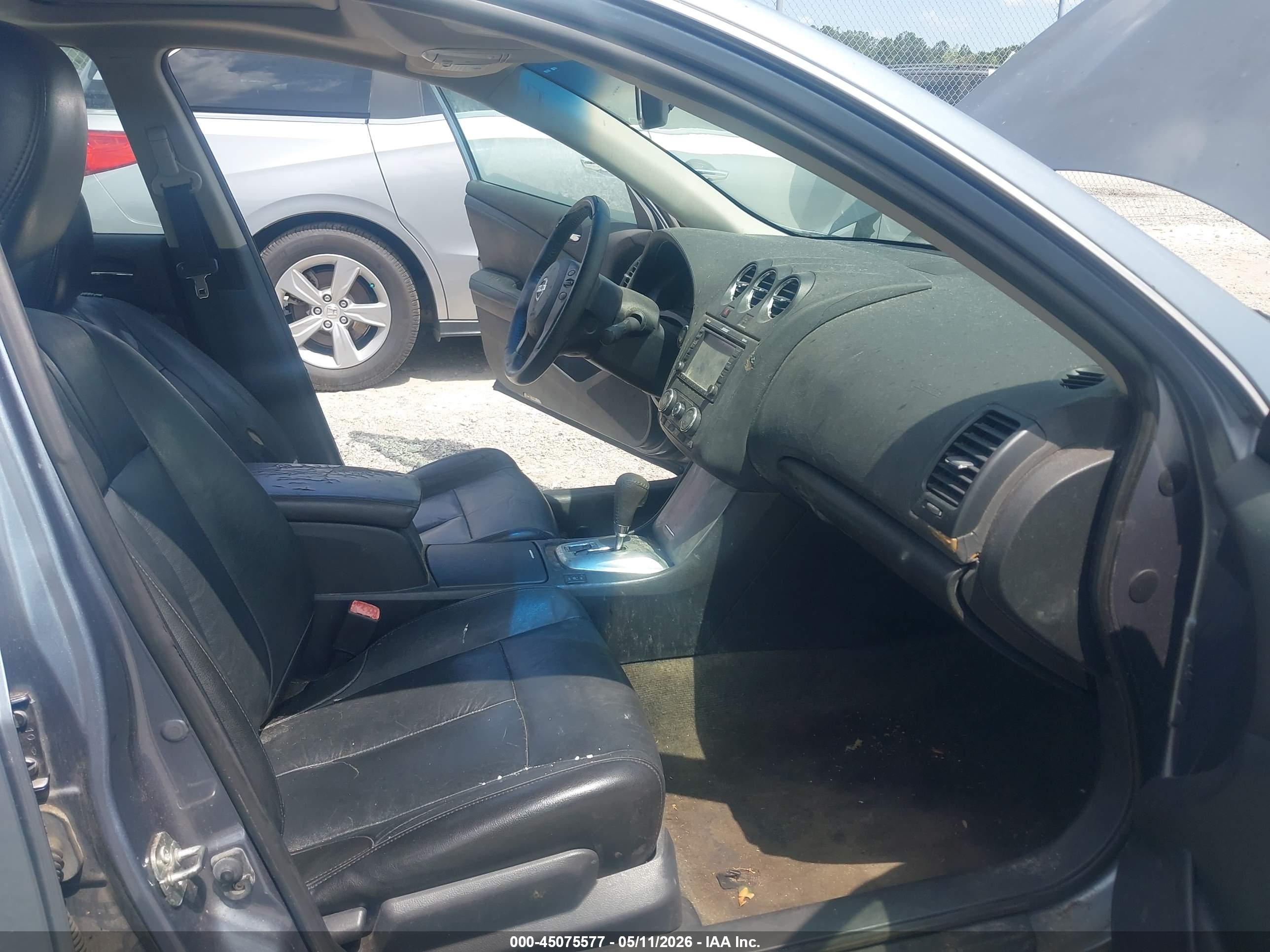 NISSAN ALTIMA image 5