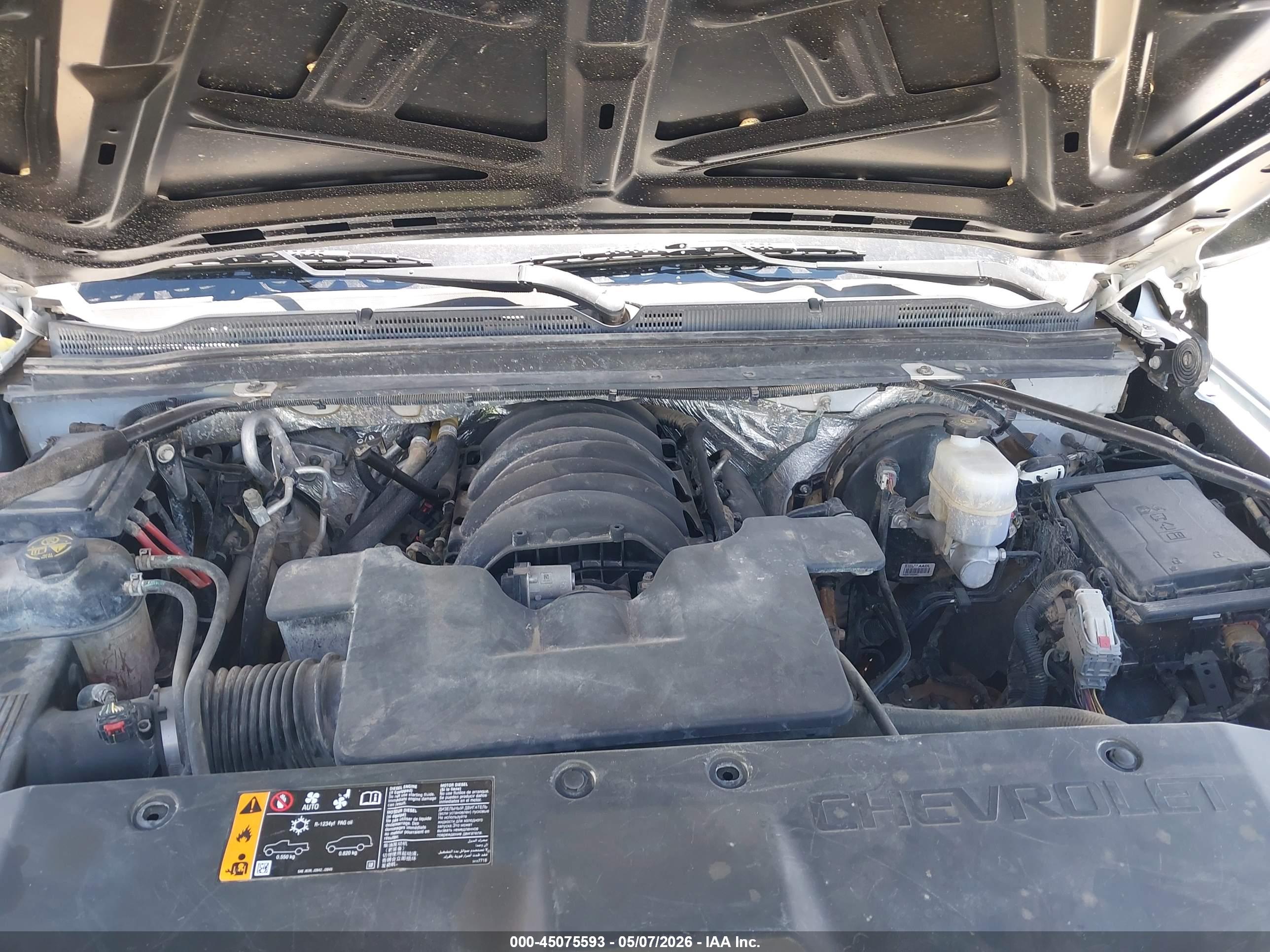 CHEVROLET SUBURBAN image 10