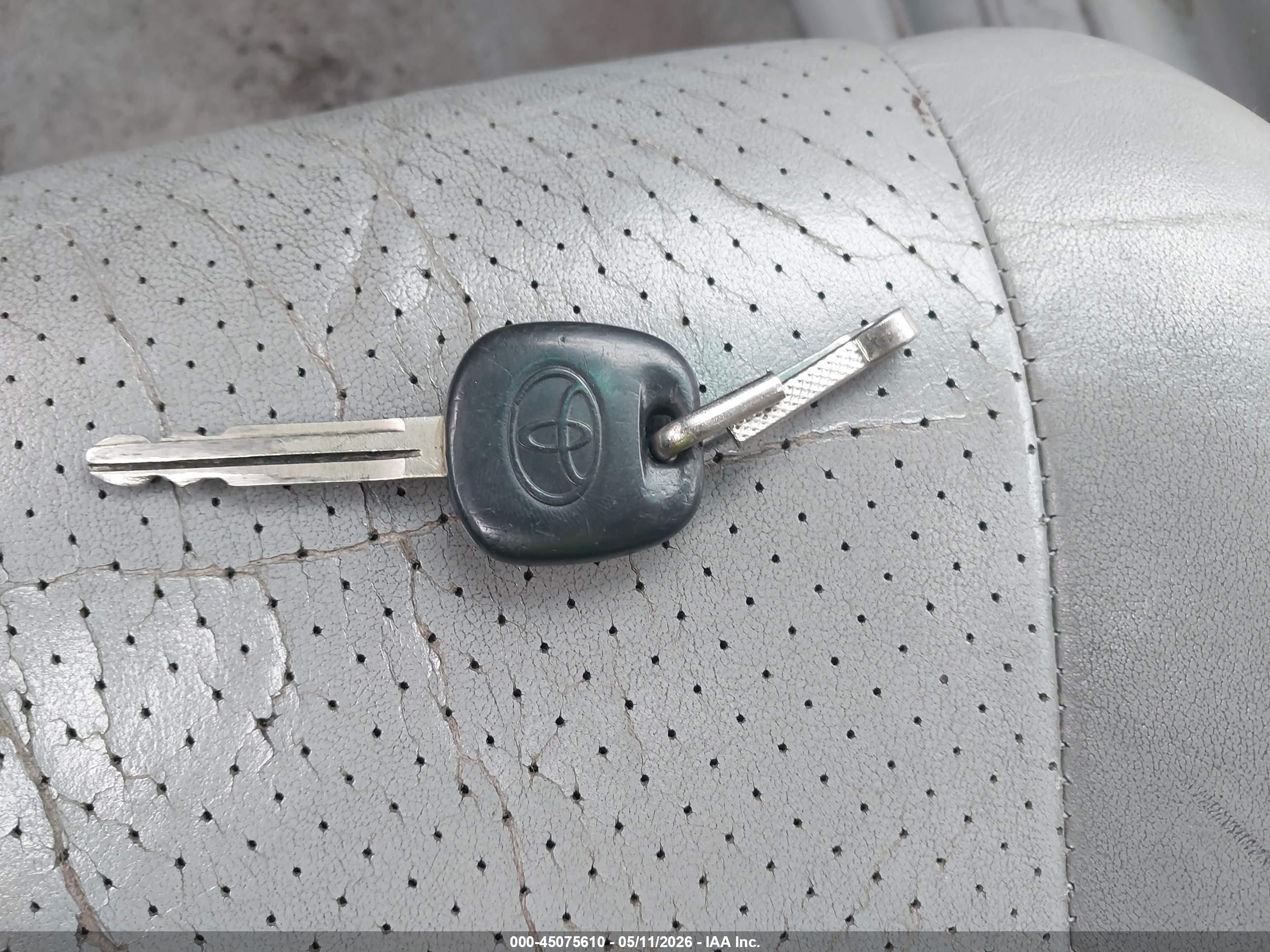 TOYOTA HIGHLANDER image 11