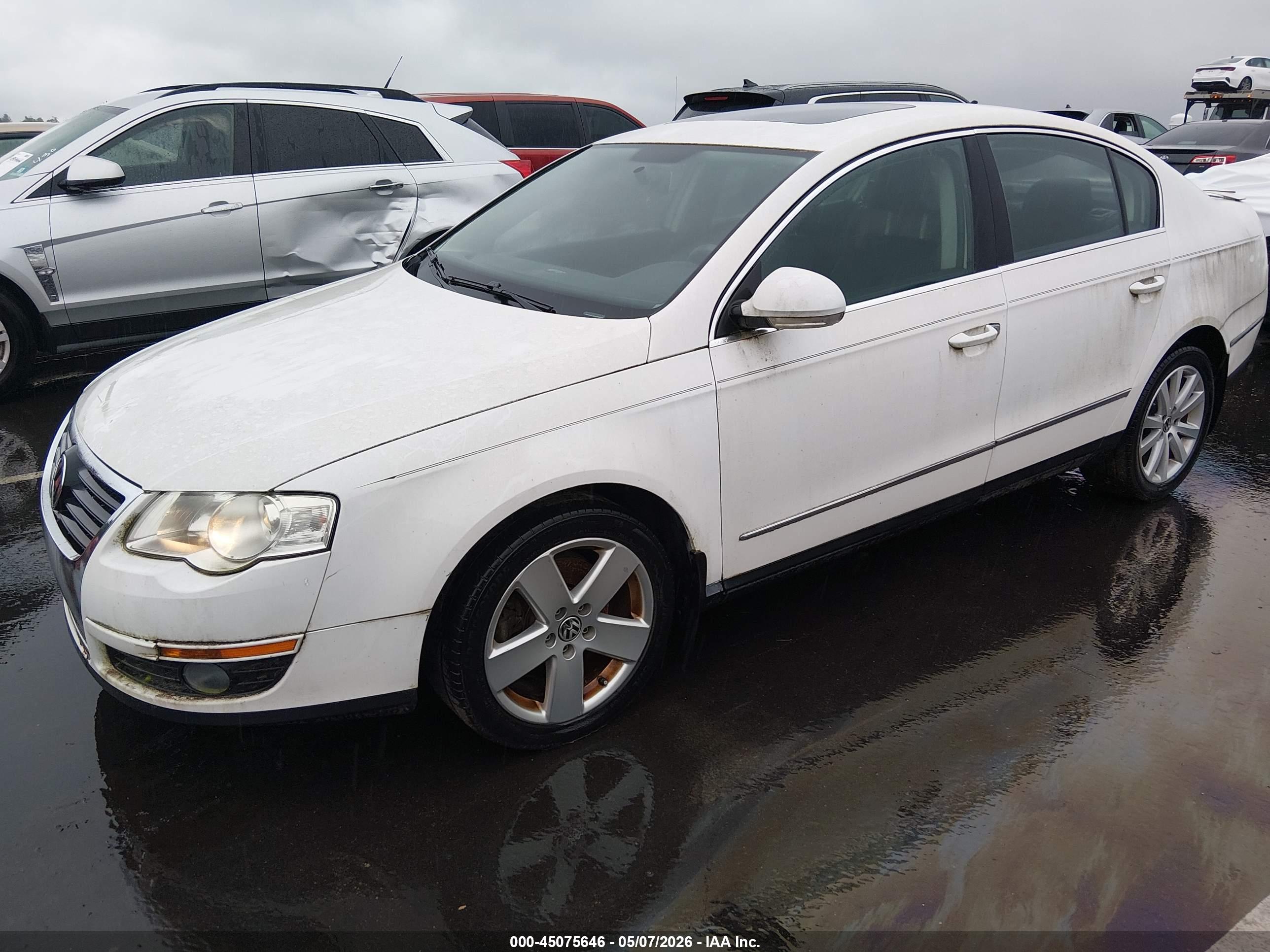 VOLKSWAGEN PASSAT image 2