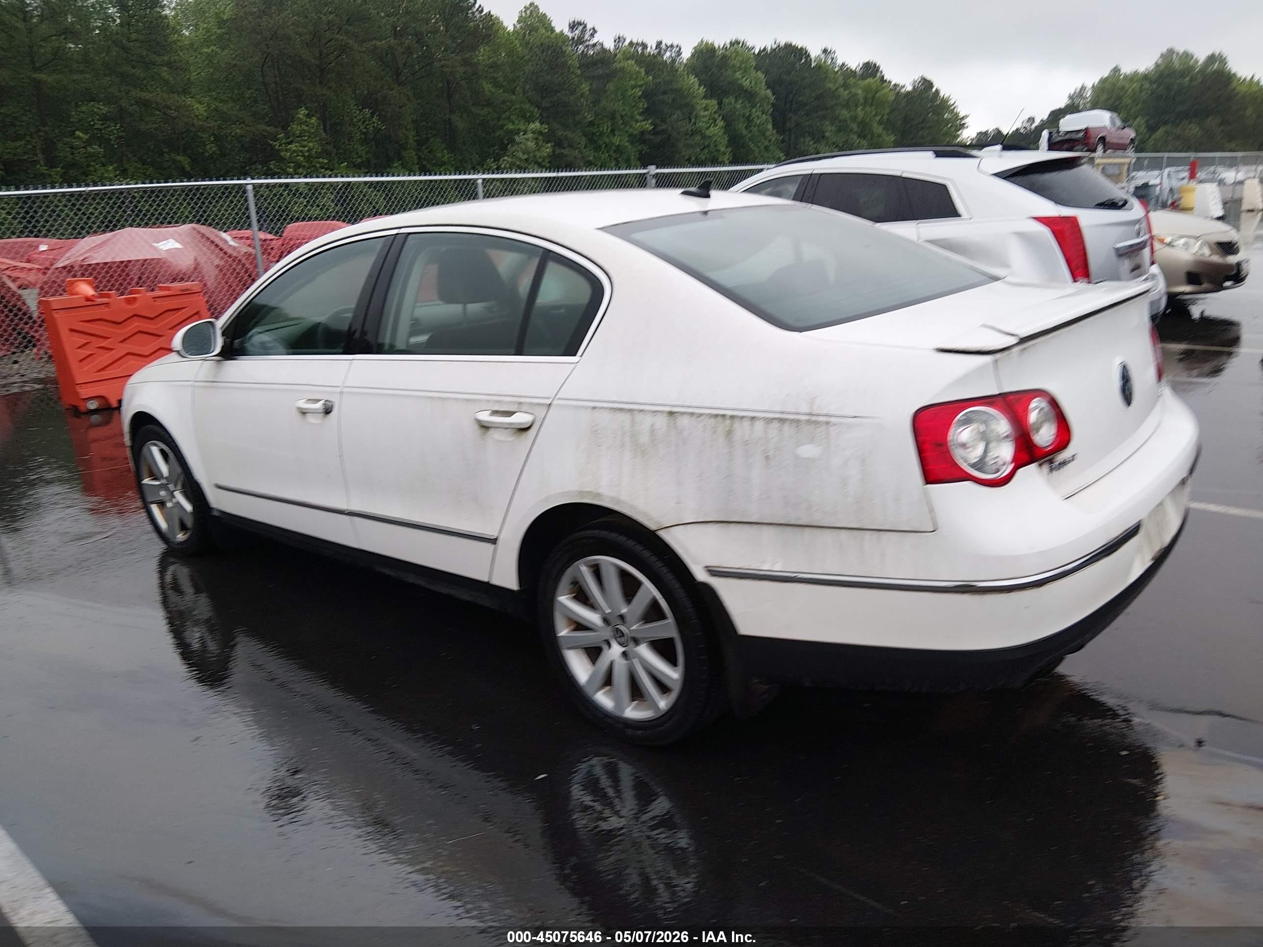 VOLKSWAGEN PASSAT image 3