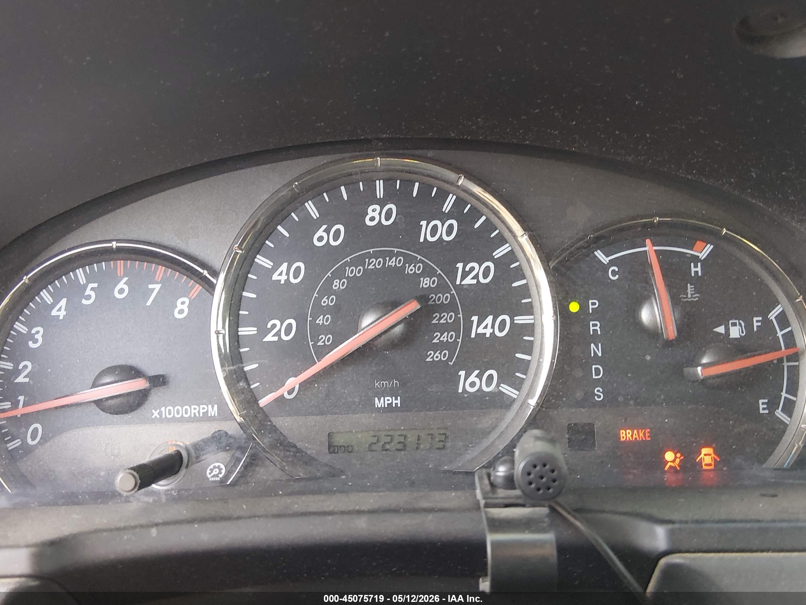 TOYOTA CAMRY image 7