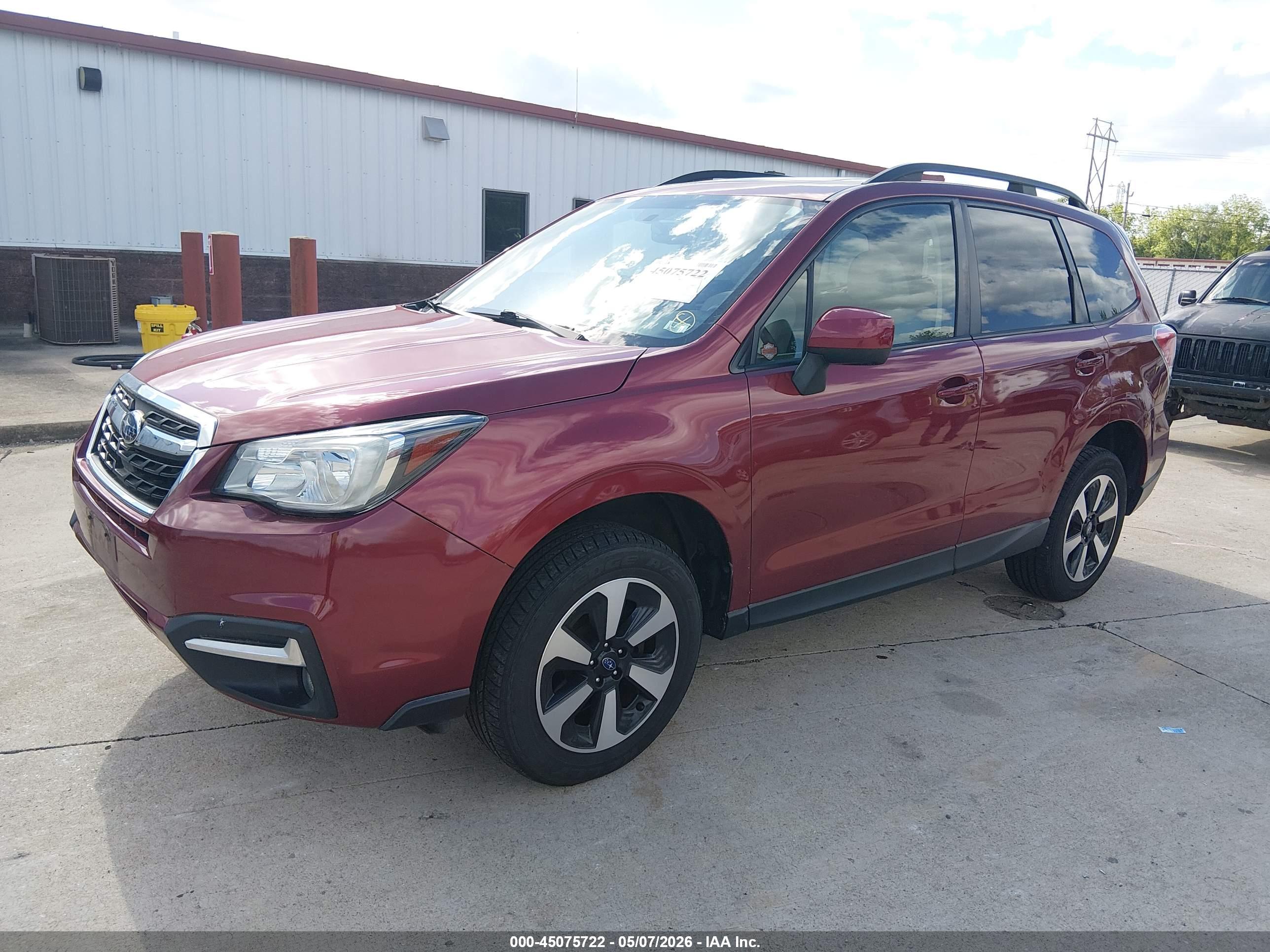 SUBARU FORESTER image 2
