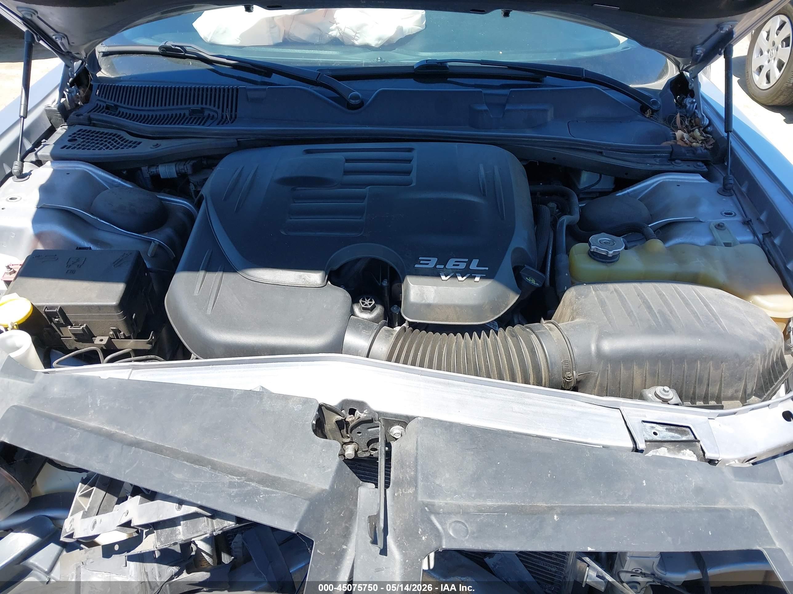 DODGE CHALLENGER image 10