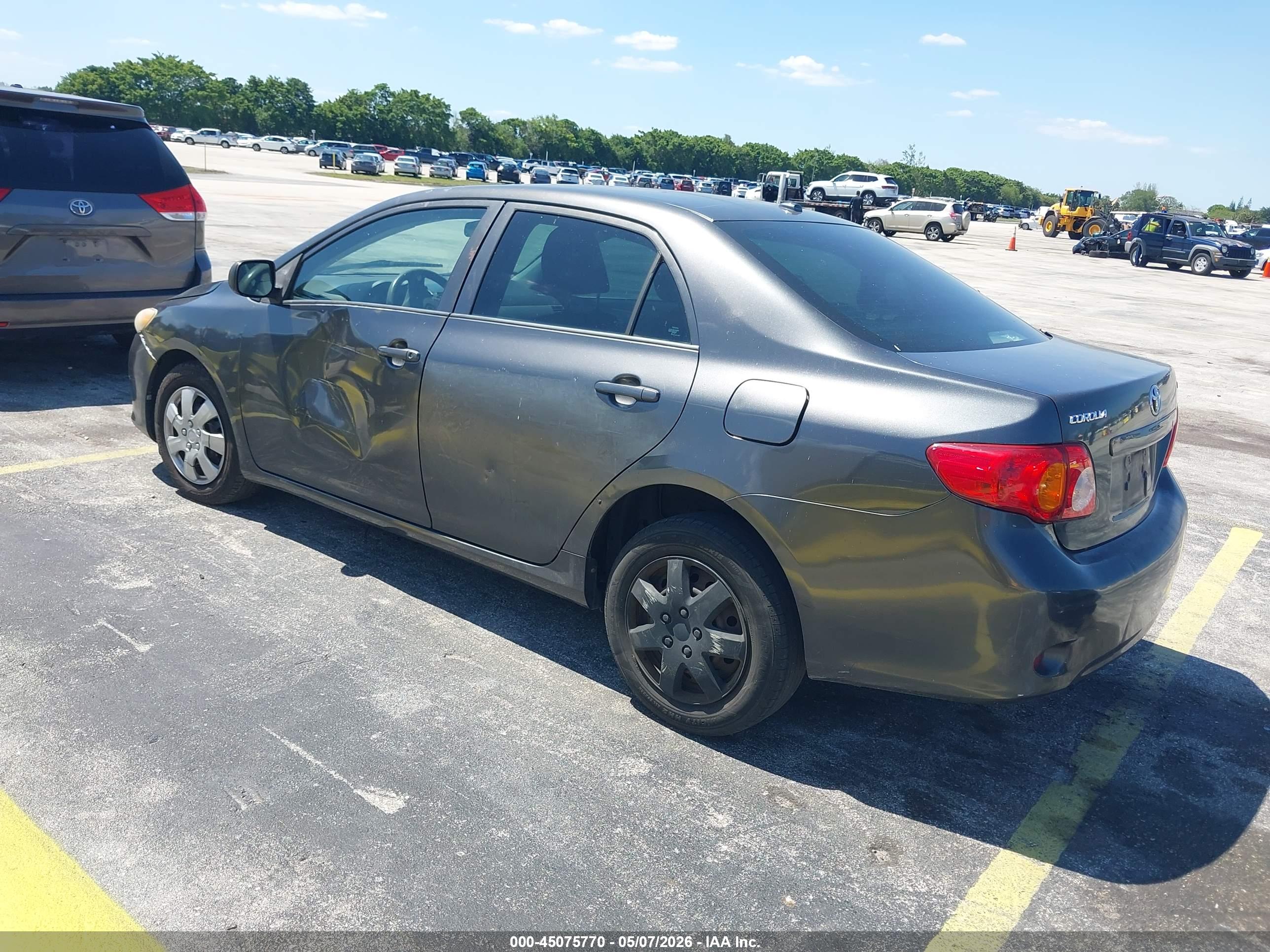 TOYOTA COROLLA image 3