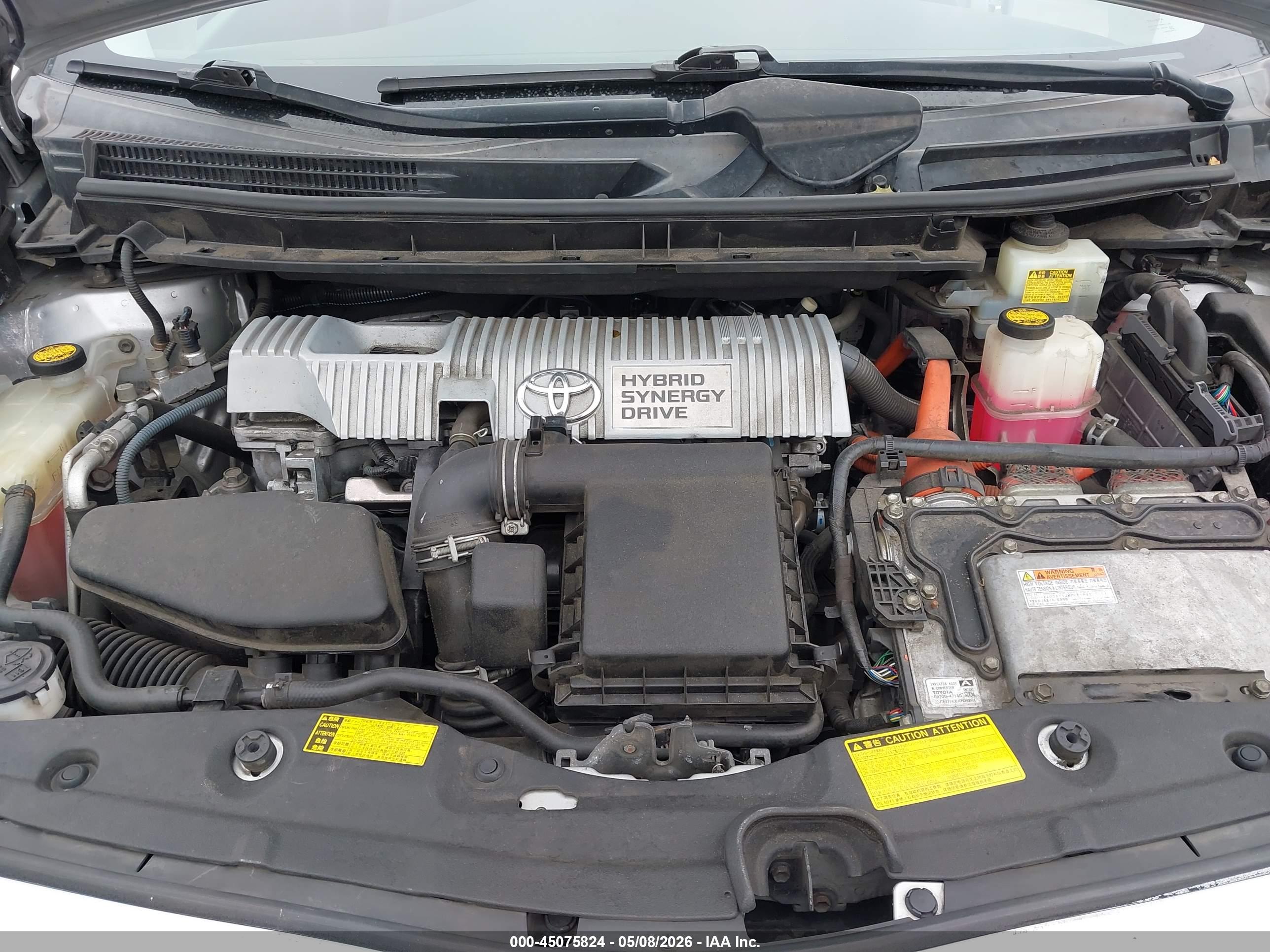 TOYOTA PRIUS image 10