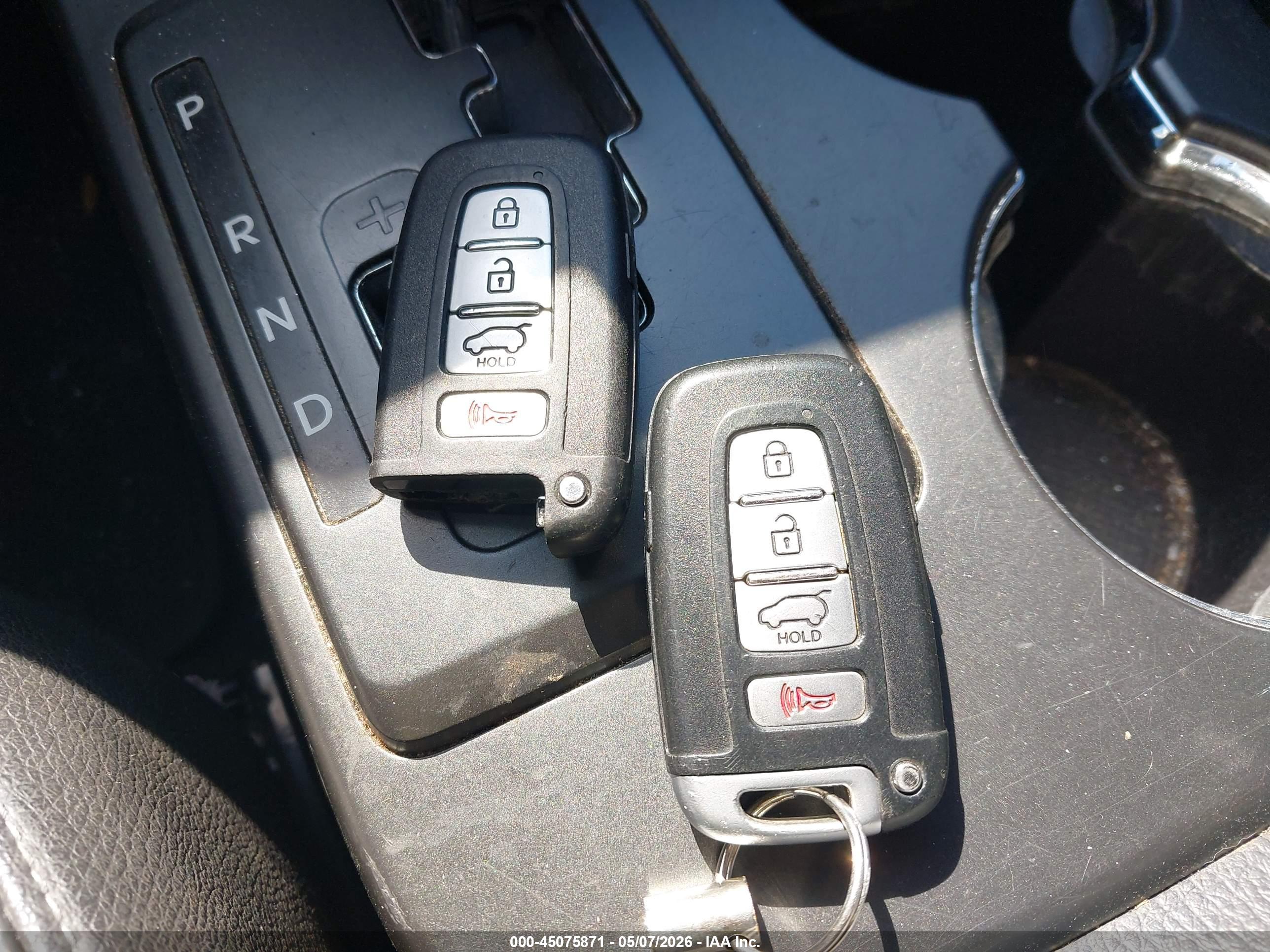 KIA SORENTO image 11