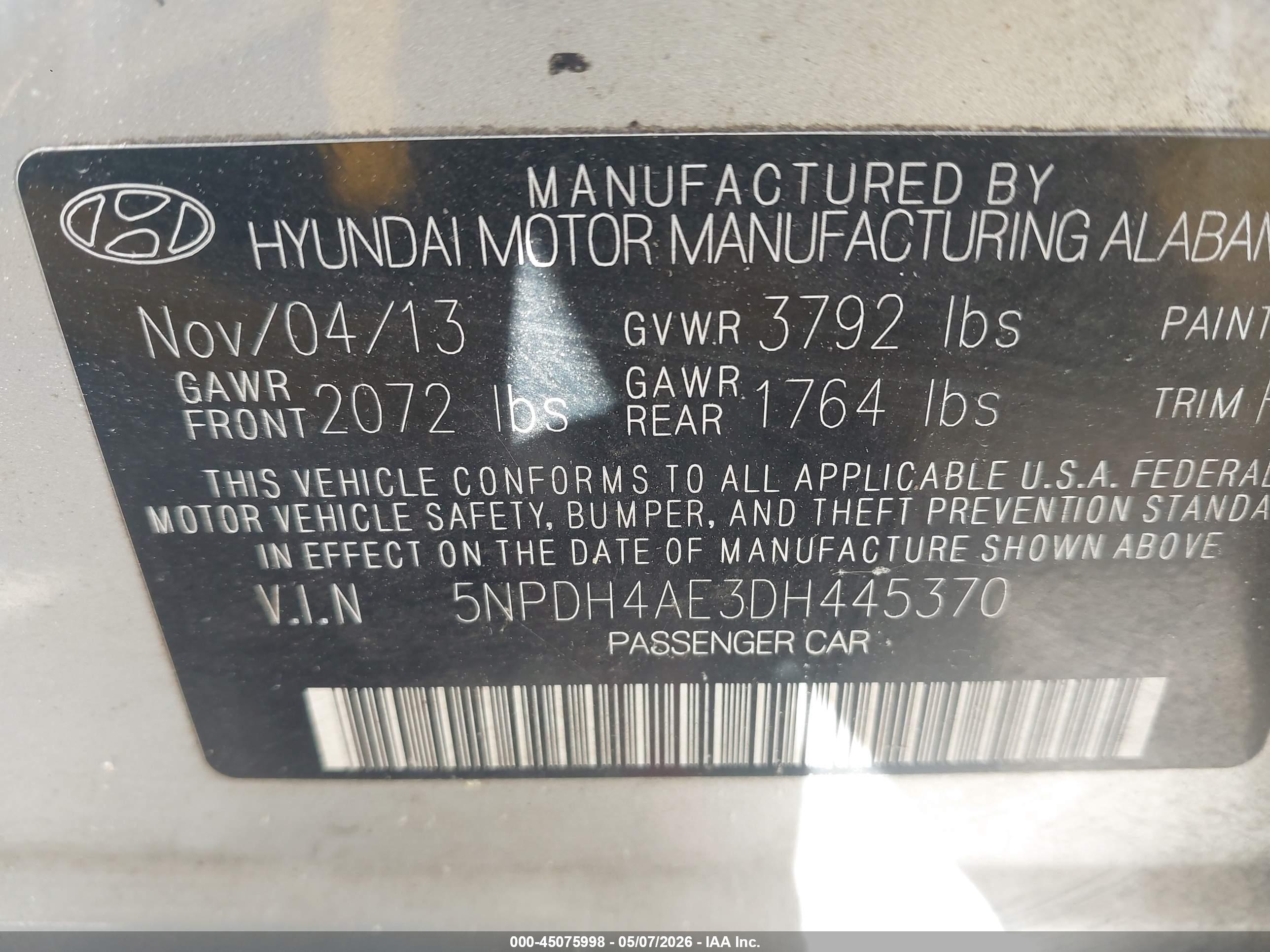 HYUNDAI ELANTRA image 9