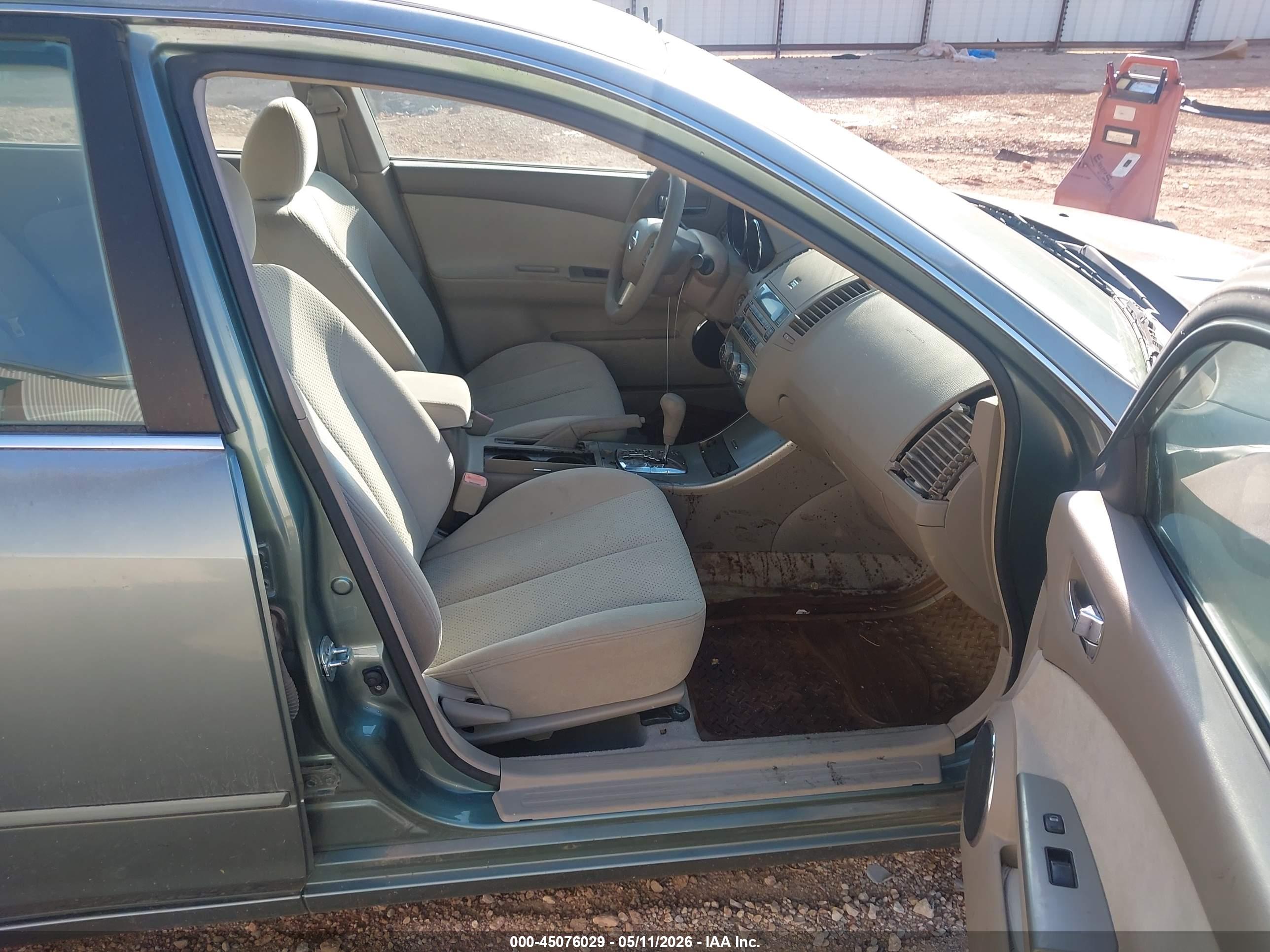 NISSAN ALTIMA image 5