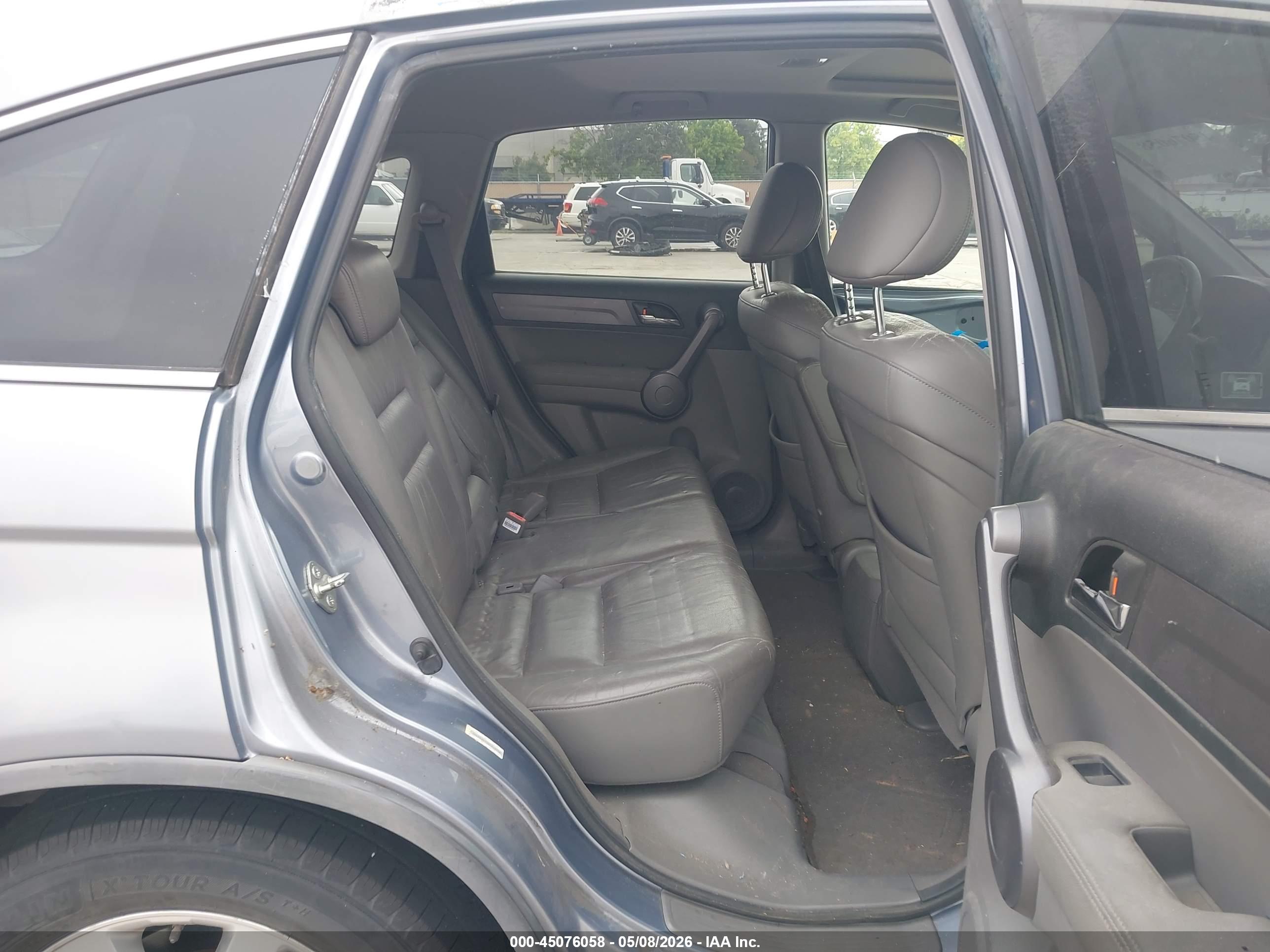 HONDA CR-V image 8