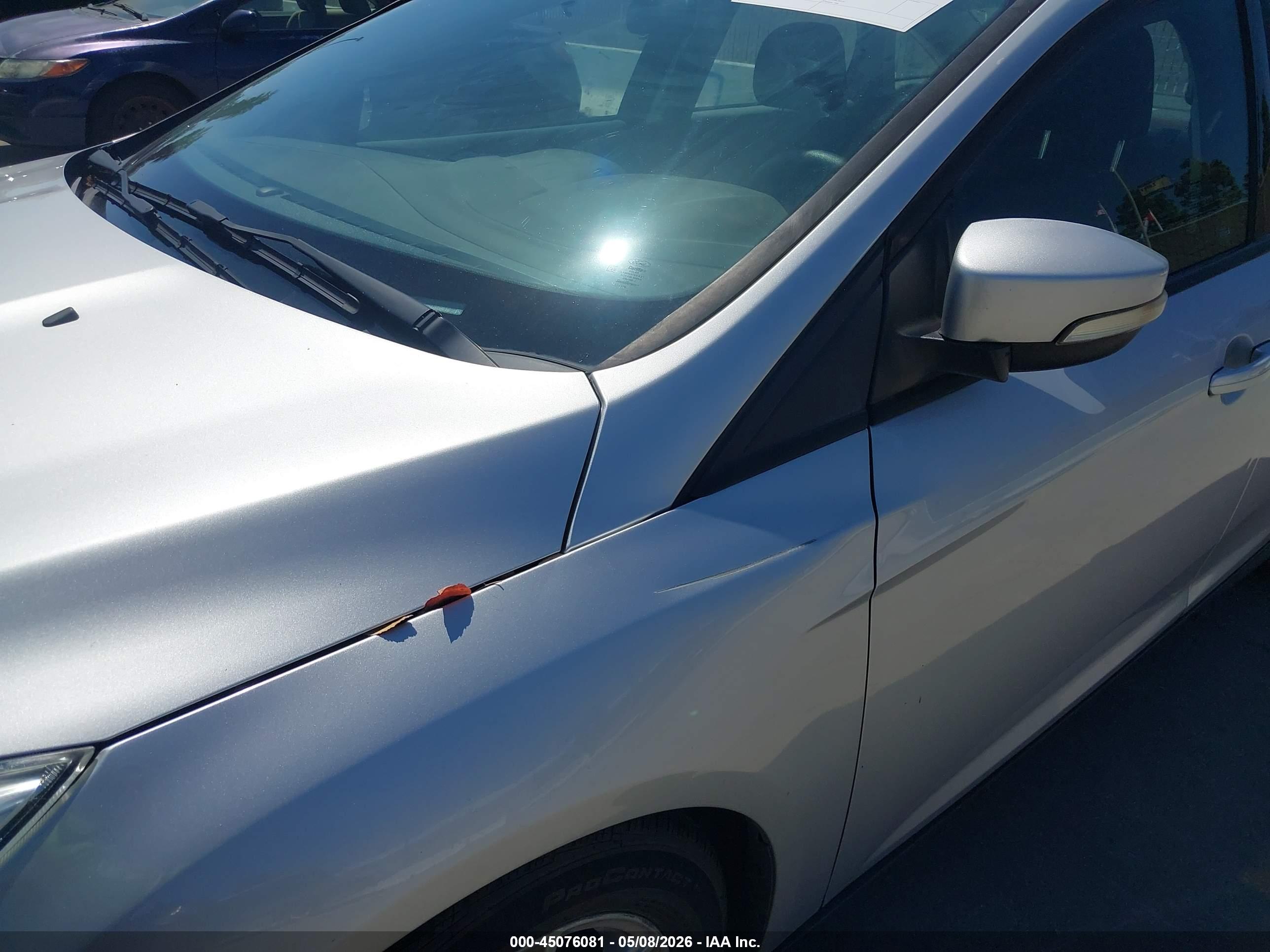 FORD FOCUS image 6