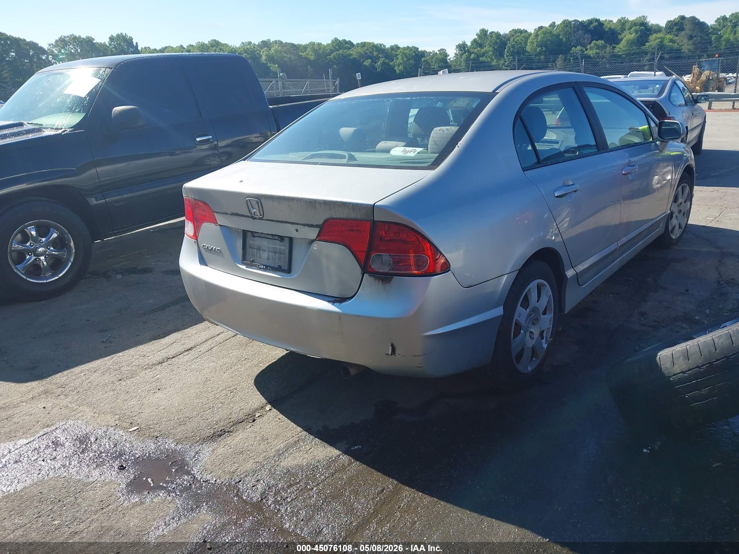 HONDA CIVIC image 4