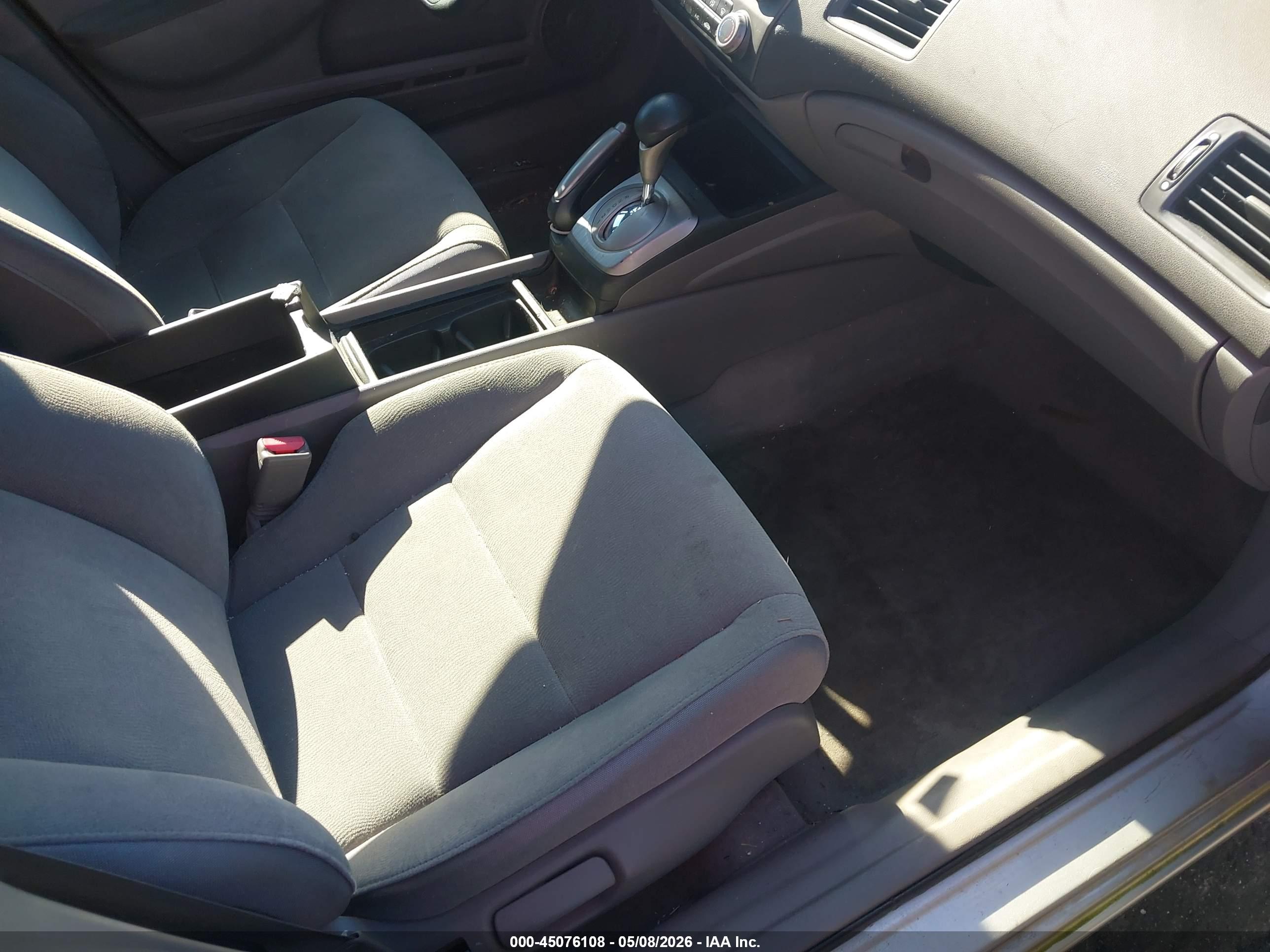 HONDA CIVIC image 5