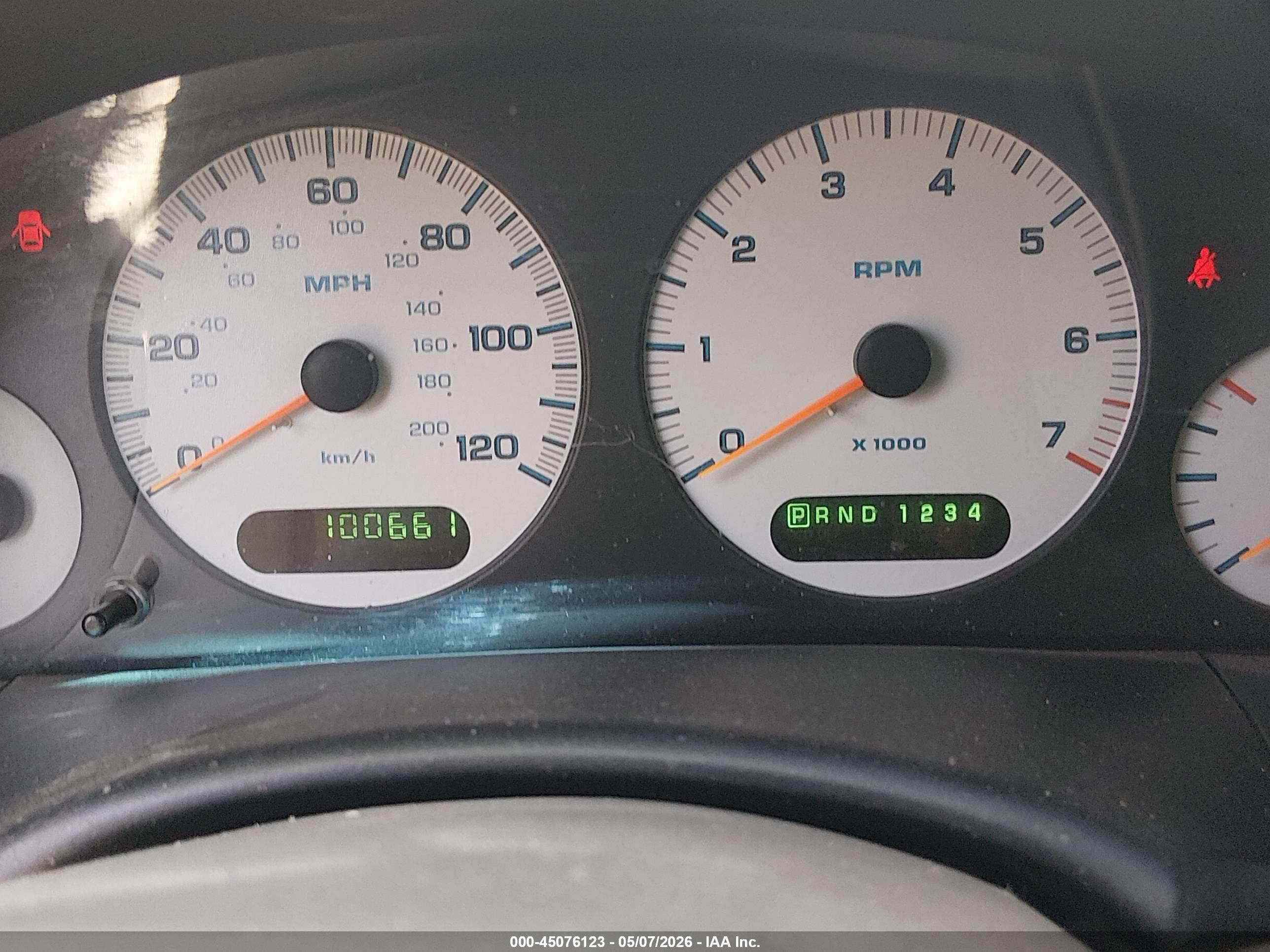 DODGE GRAND image 7