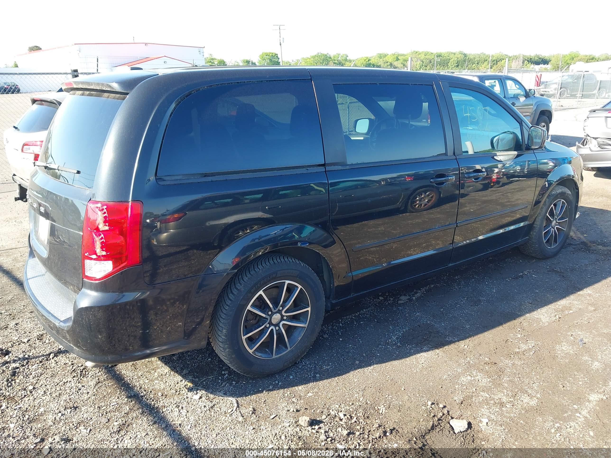DODGE GRAND image 4