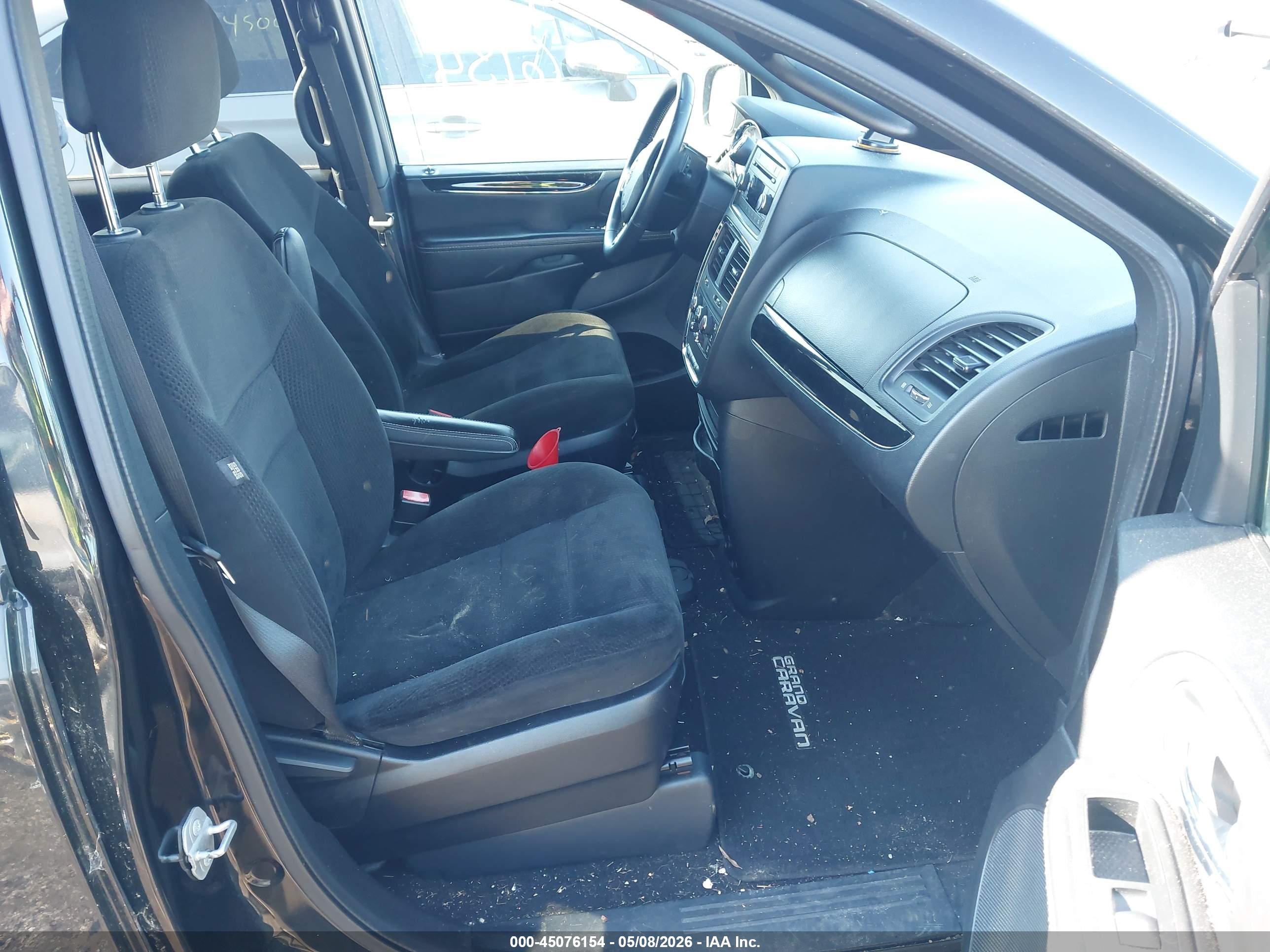 DODGE GRAND image 5
