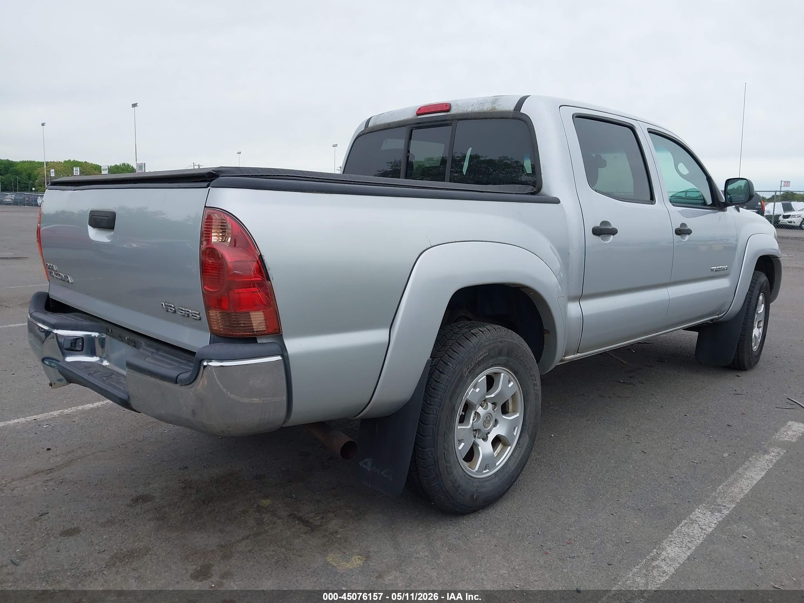 TOYOTA TACOMA image 4