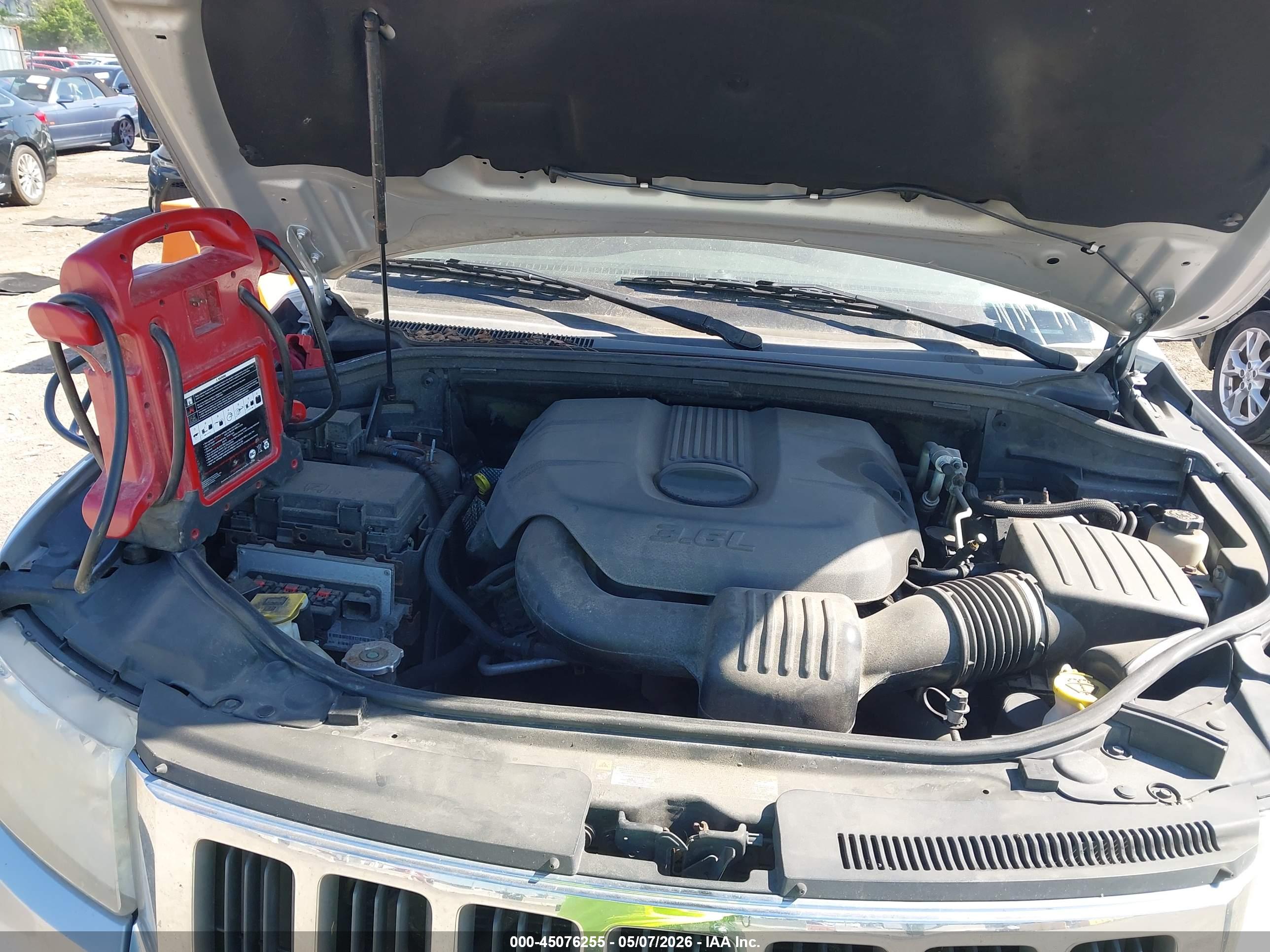 JEEP GRAND image 10