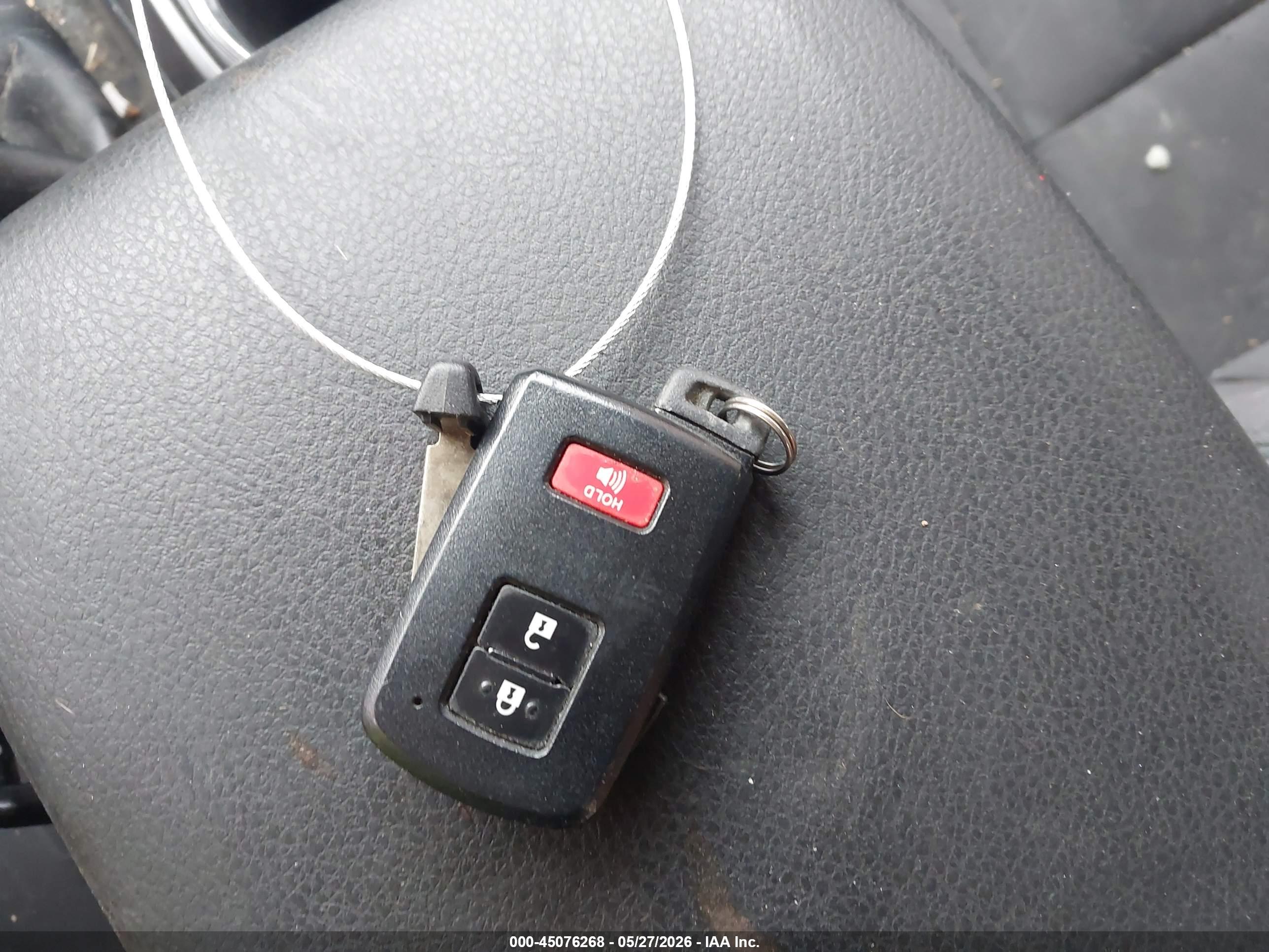 TOYOTA TACOMA image 11