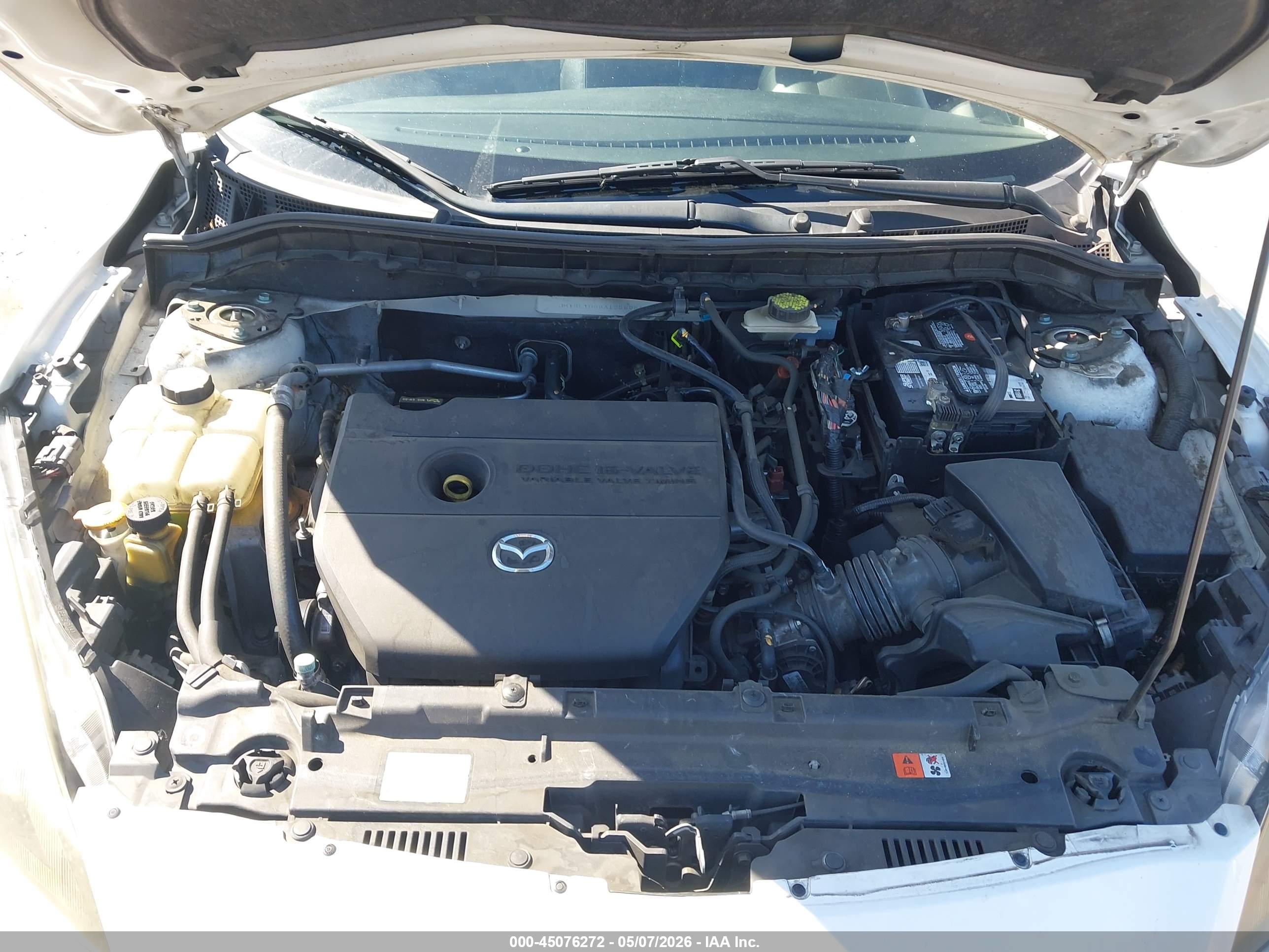 MAZDA MAZDA3 image 10
