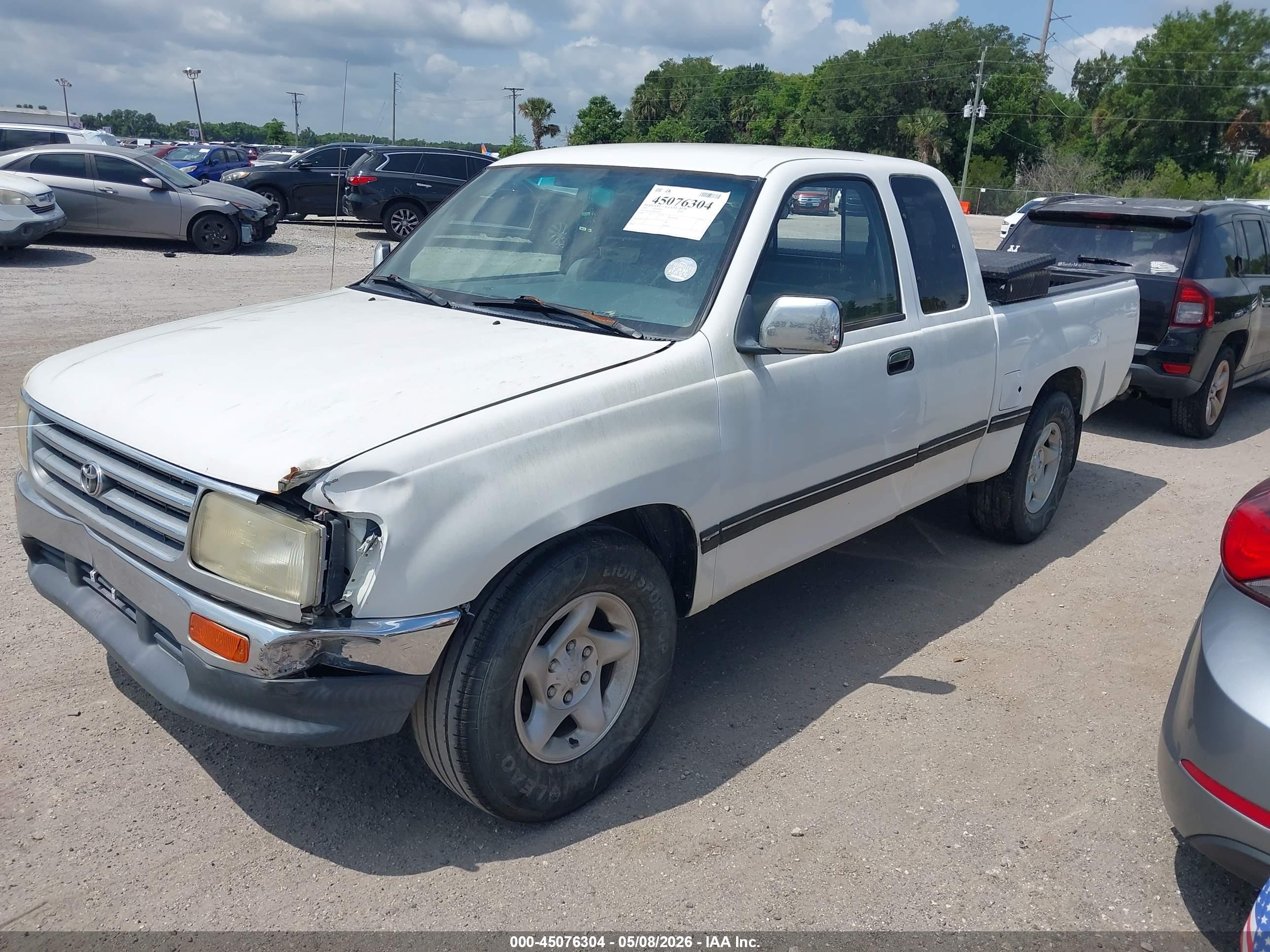 TOYOTA T100 image 2
