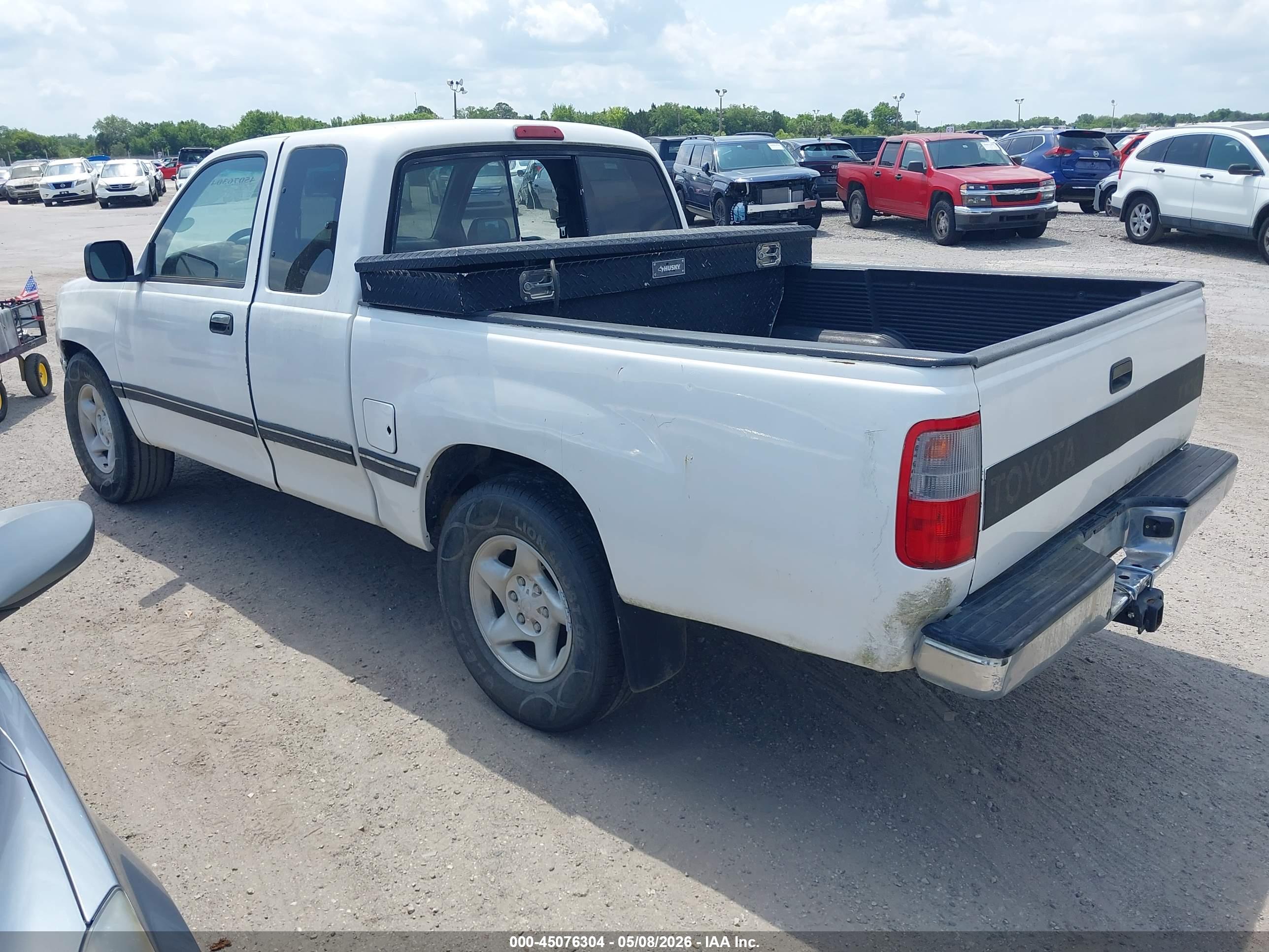 TOYOTA T100 image 3
