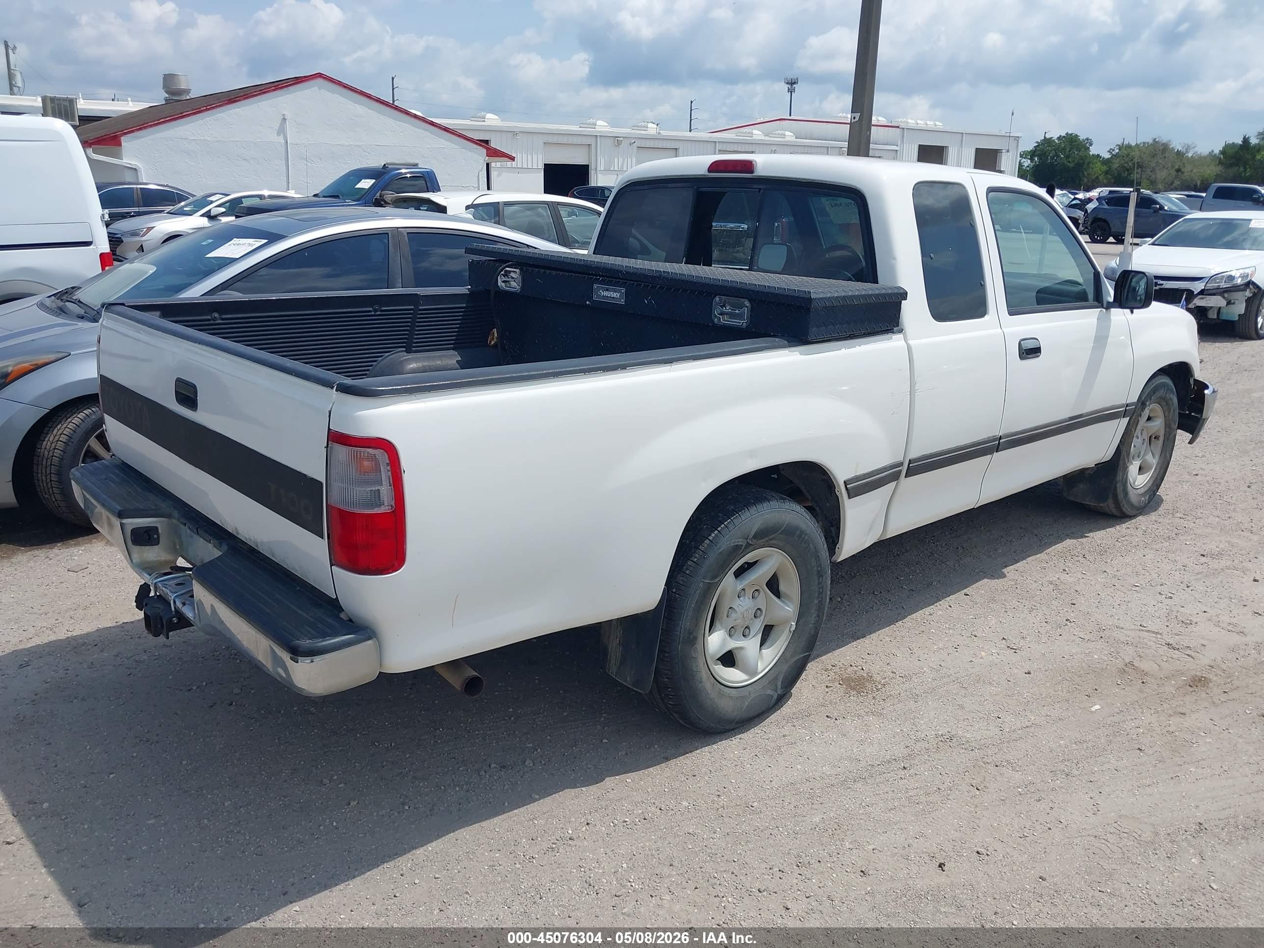 TOYOTA T100 image 4