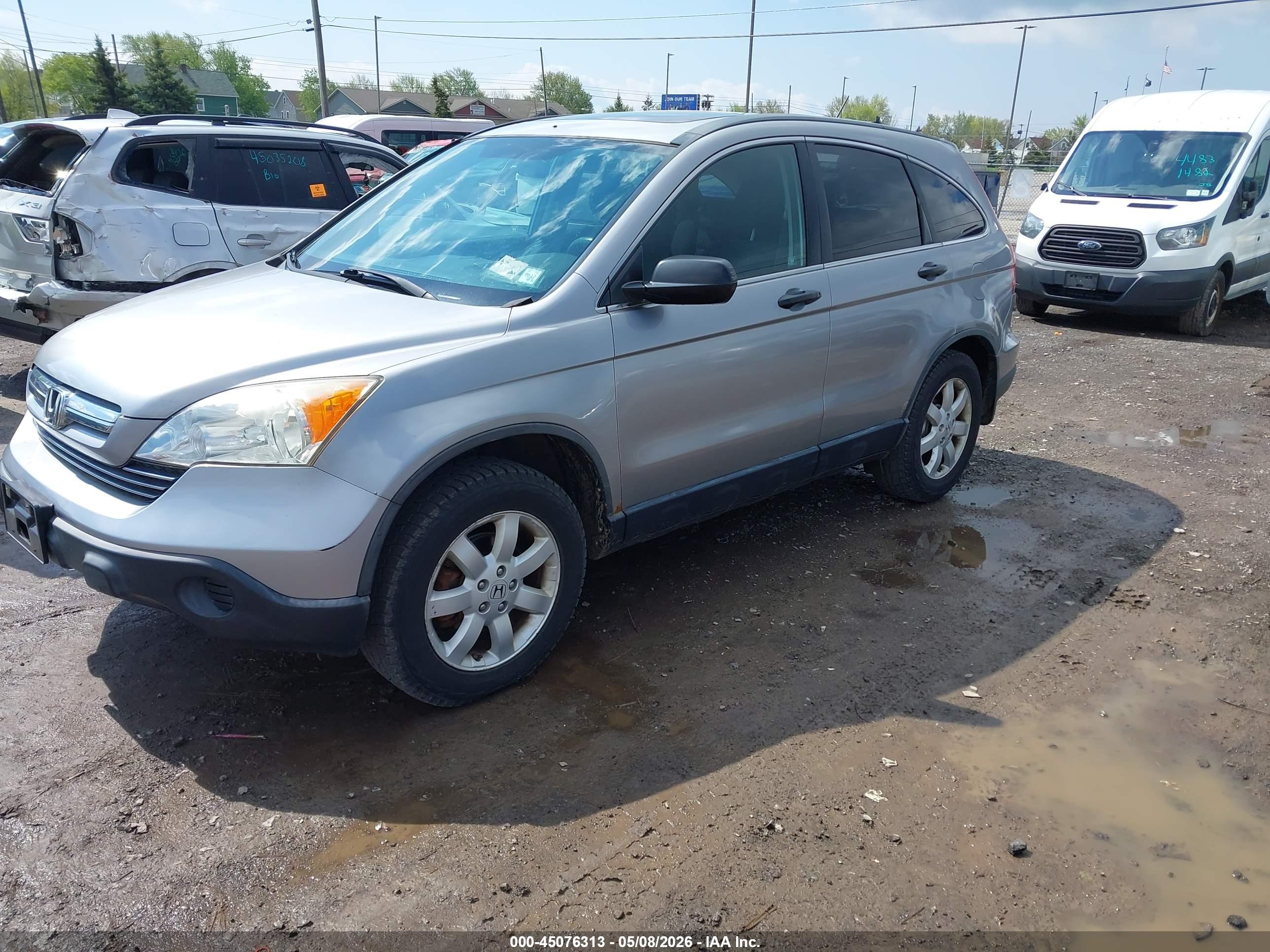 HONDA CR-V image 2