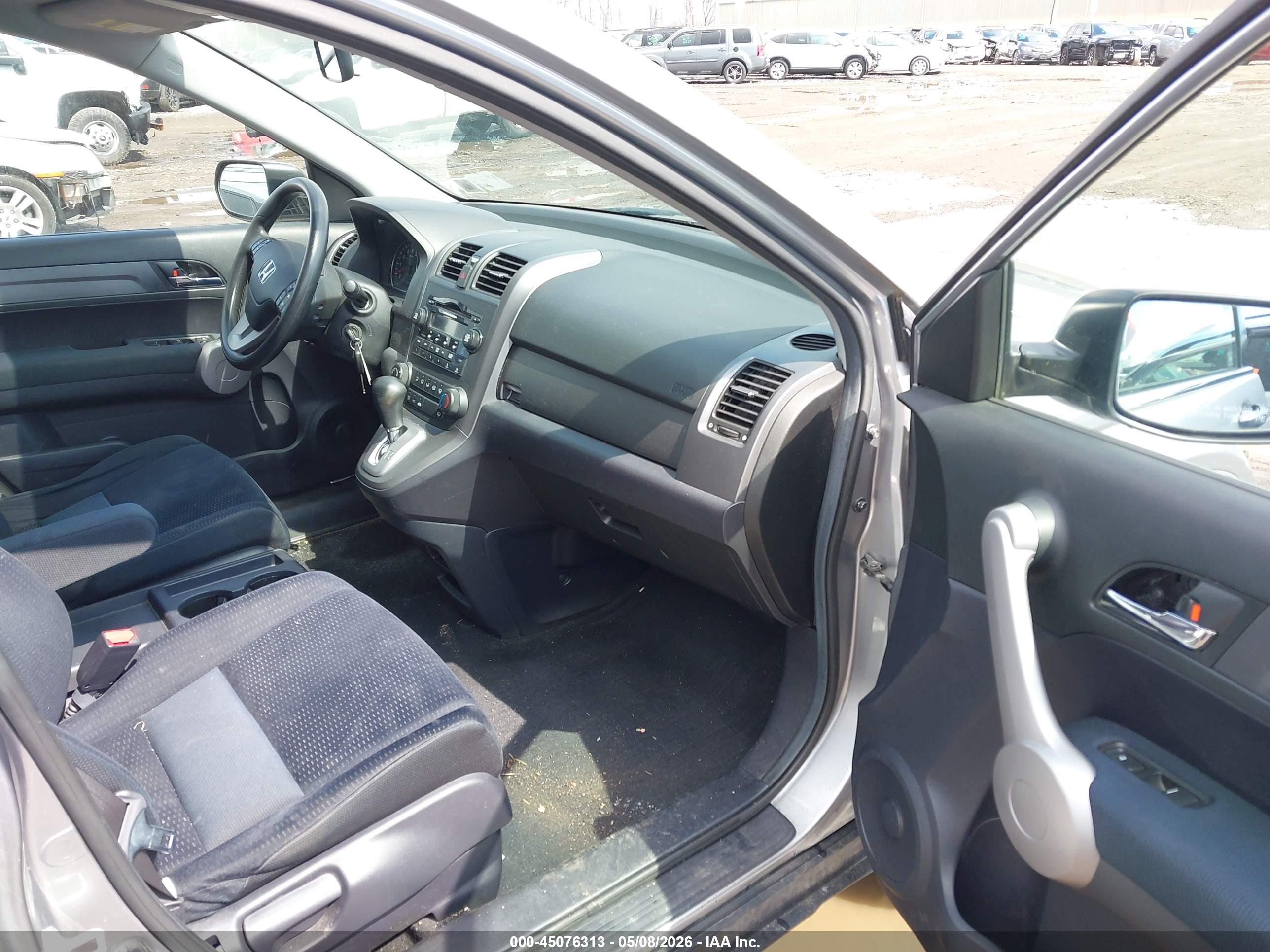HONDA CR-V image 5