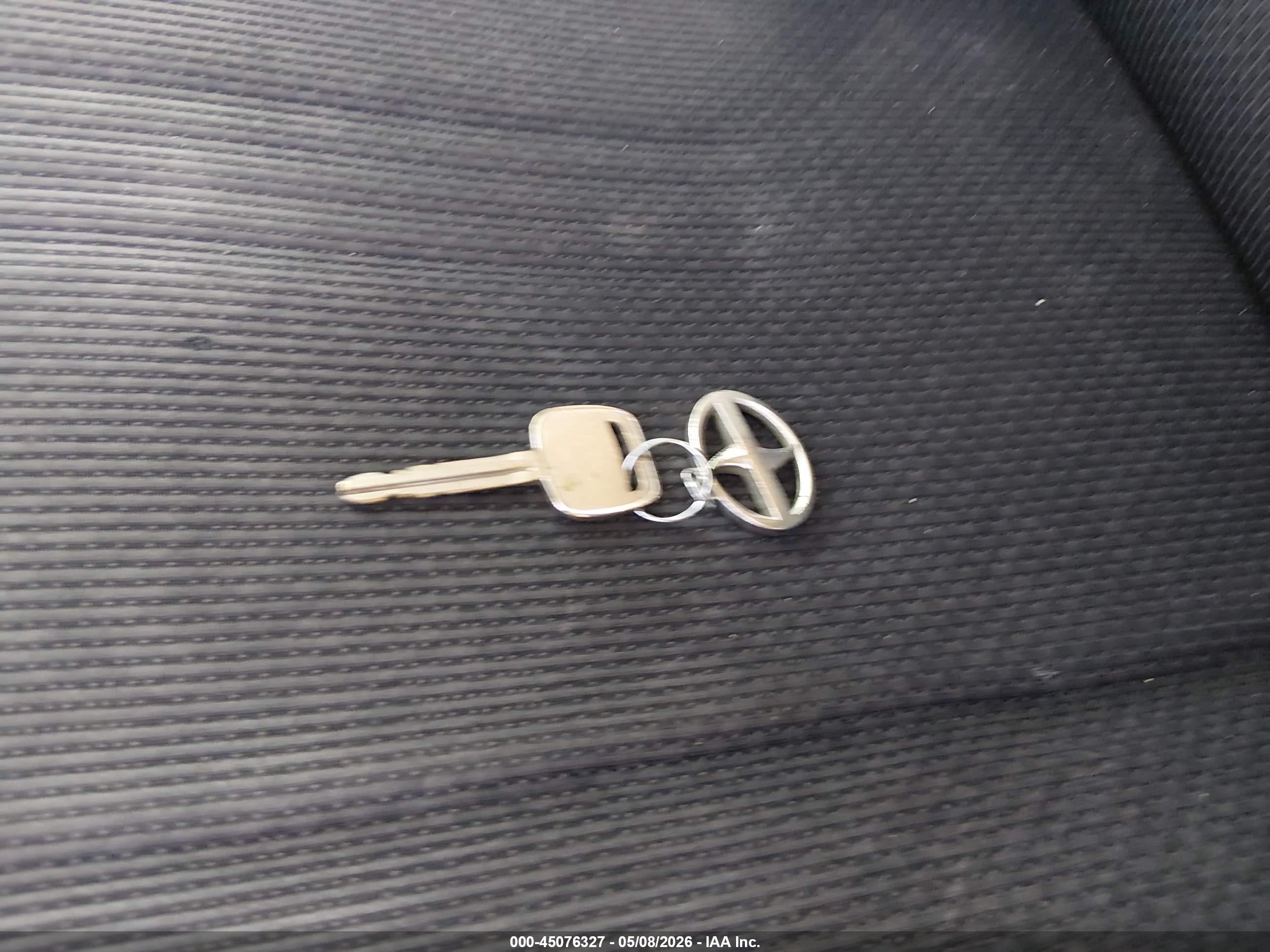 SCION XB image 11