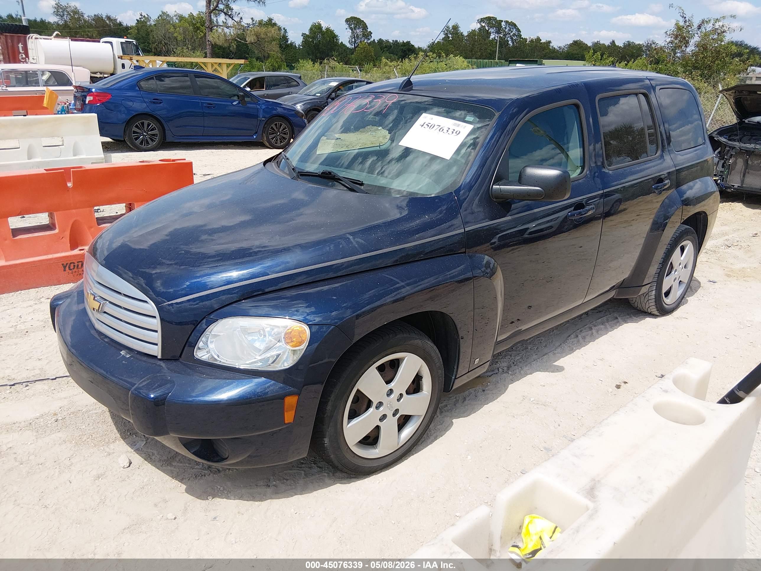 CHEVROLET HHR image 2