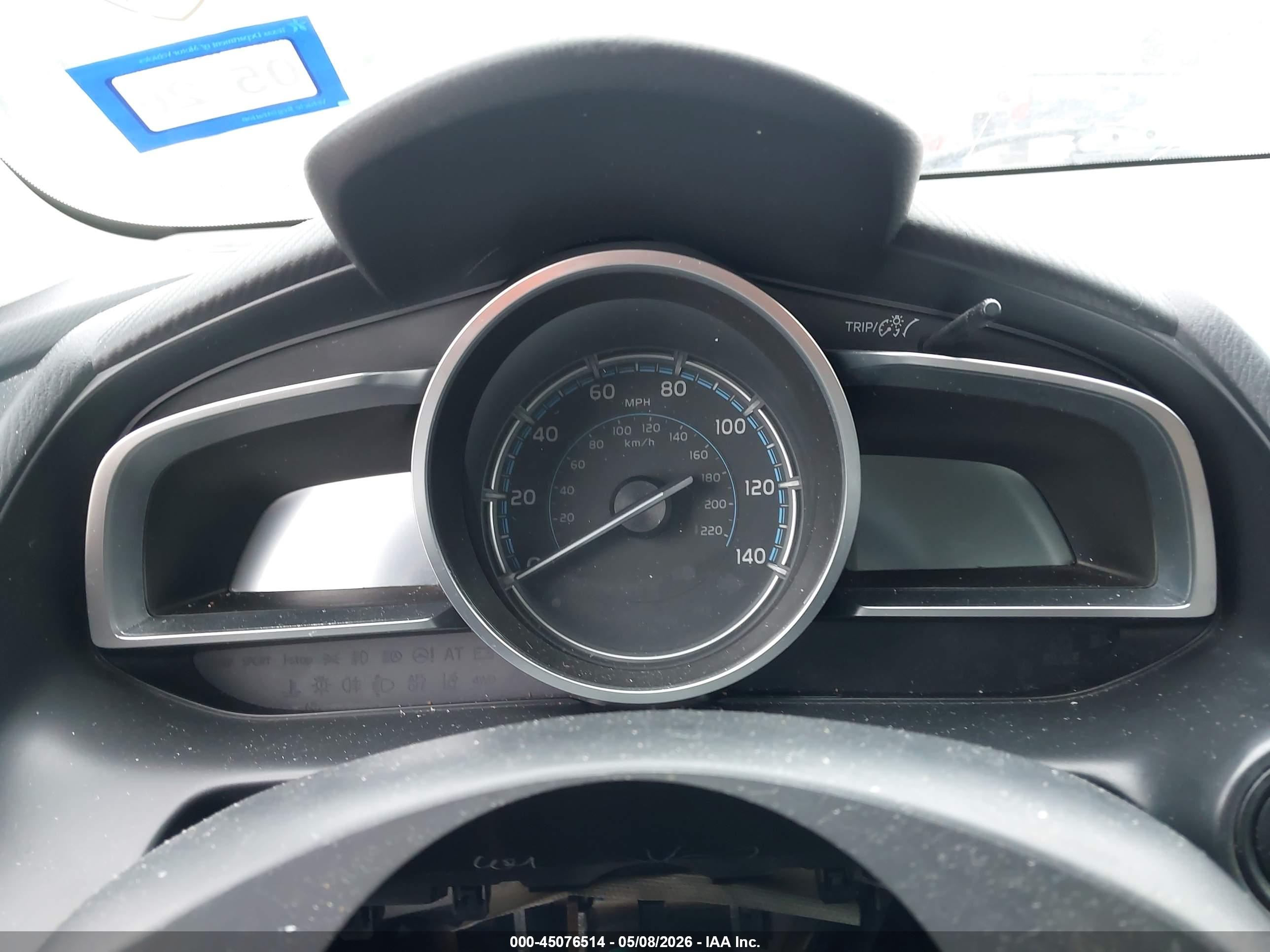 TOYOTA YARIS image 7