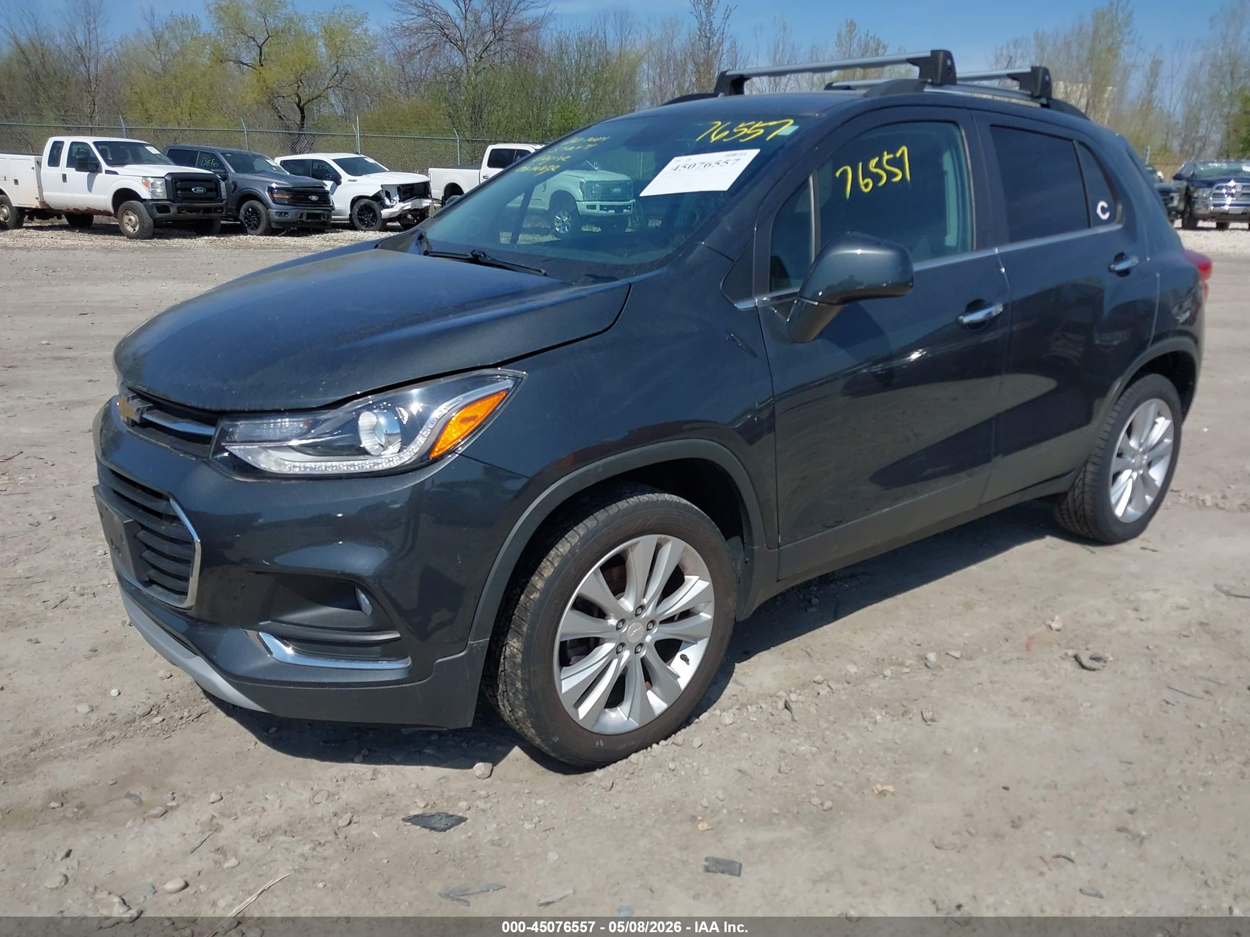 CHEVROLET TRAX image 2