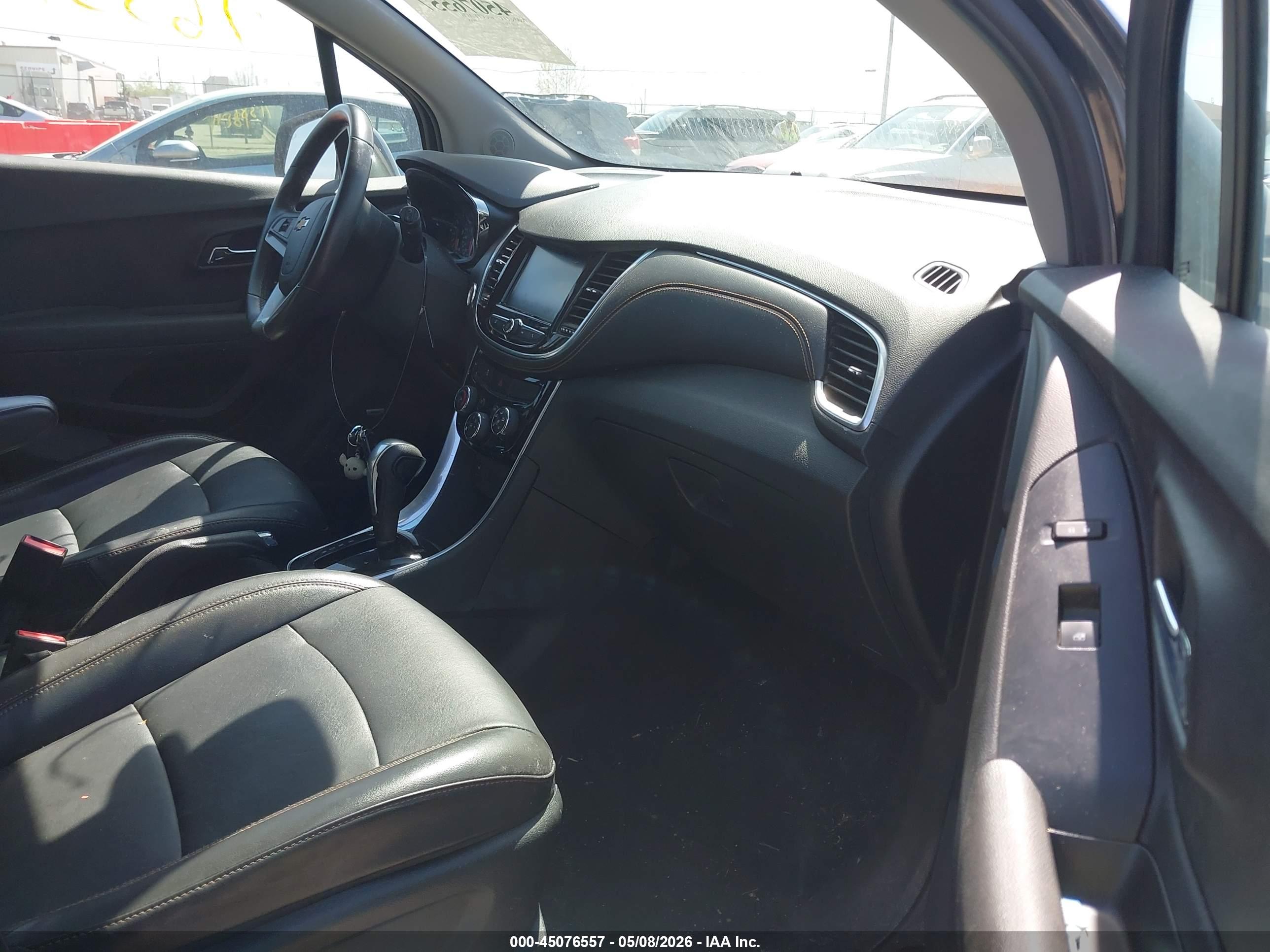 CHEVROLET TRAX image 5