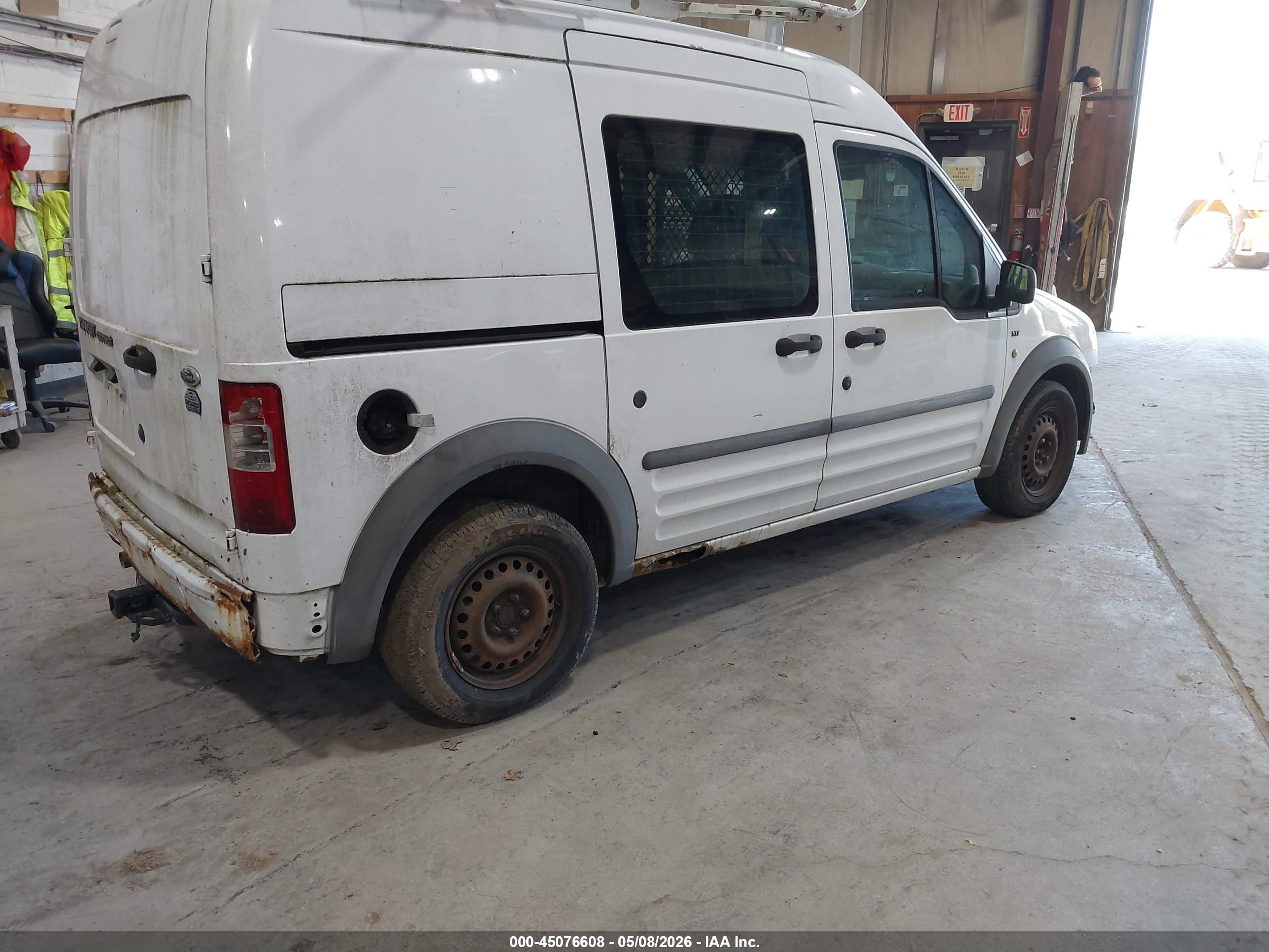 FORD TRANSIT image 4