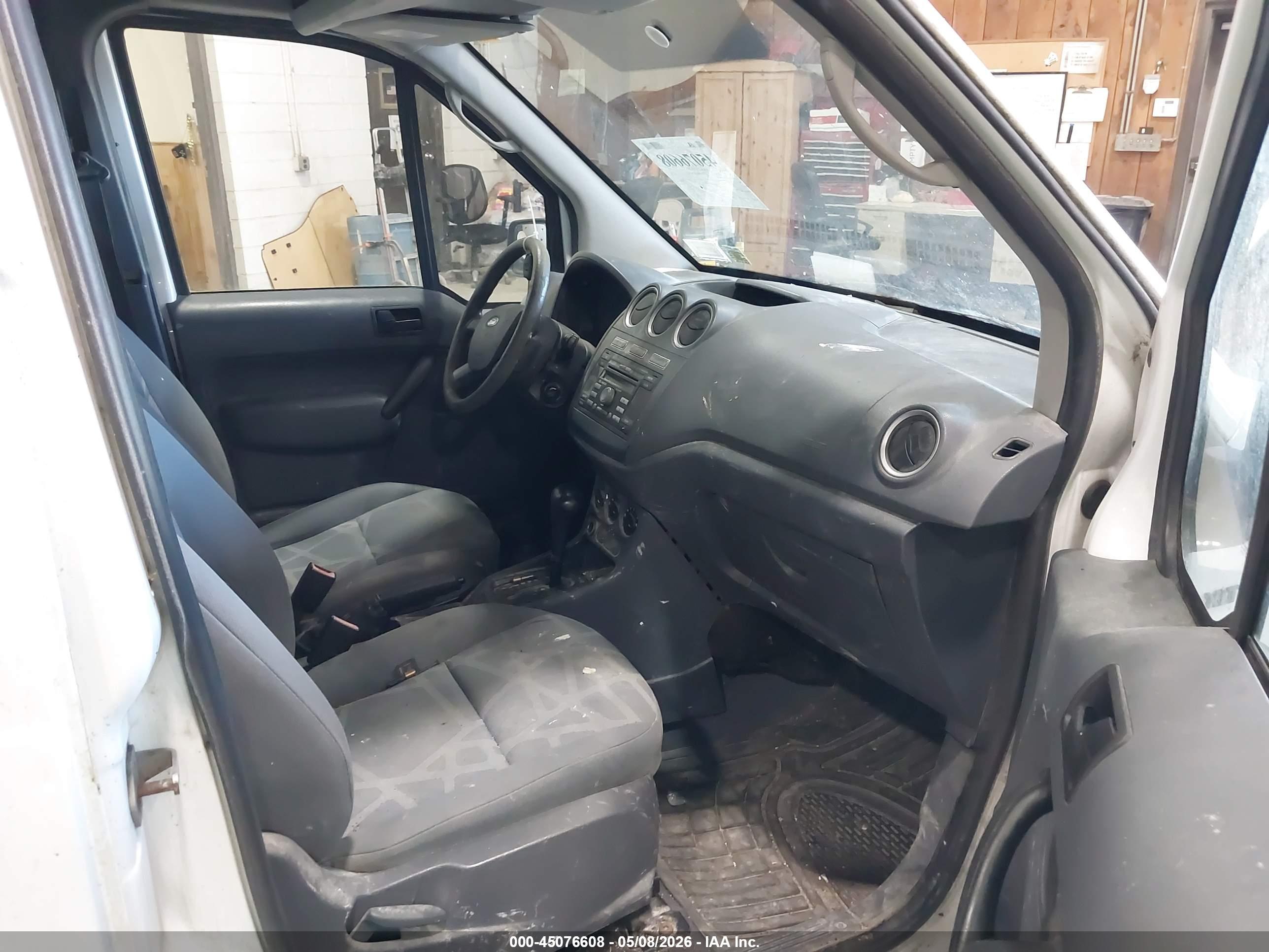 FORD TRANSIT image 5