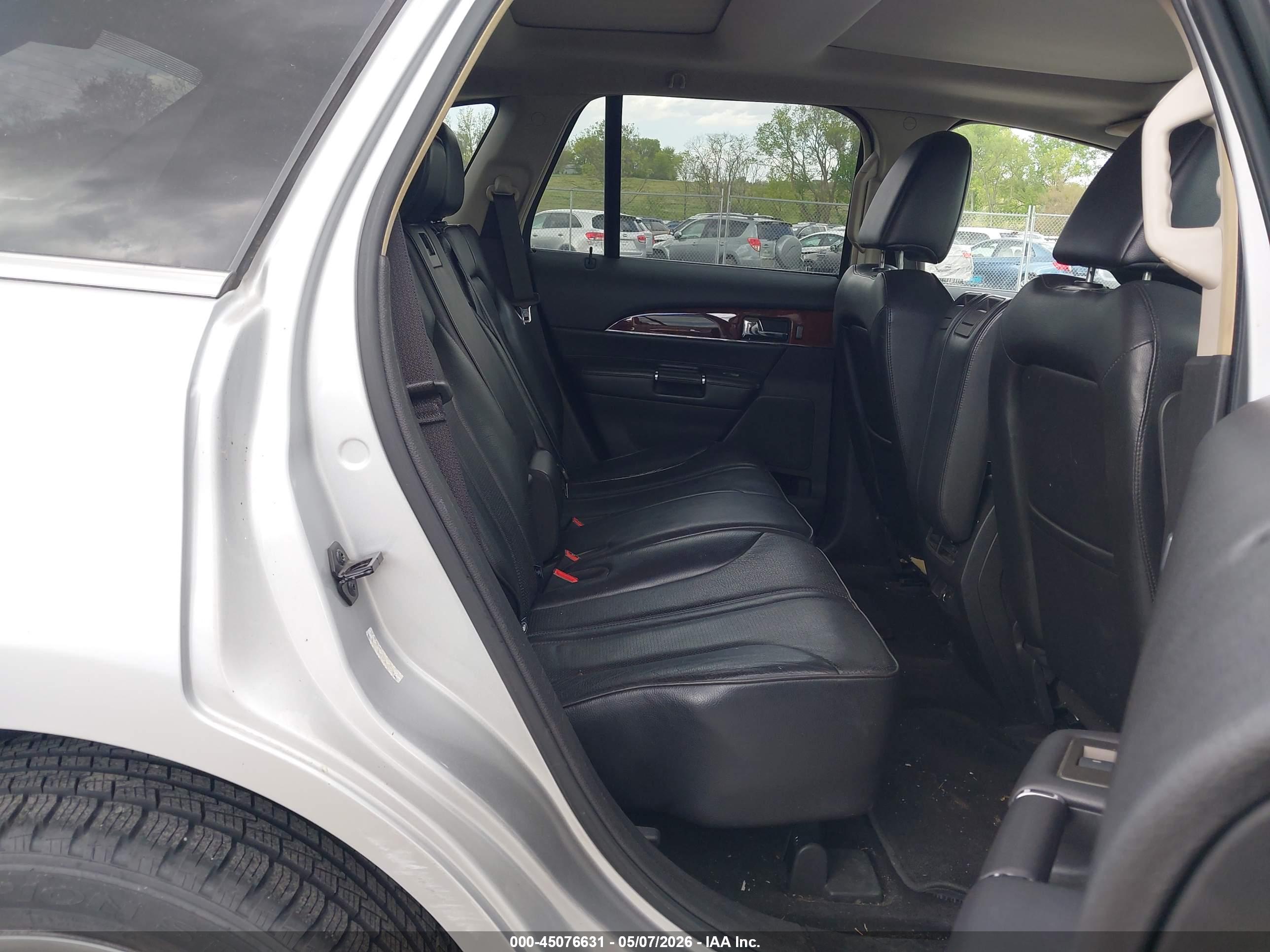 LINCOLN MKX image 8