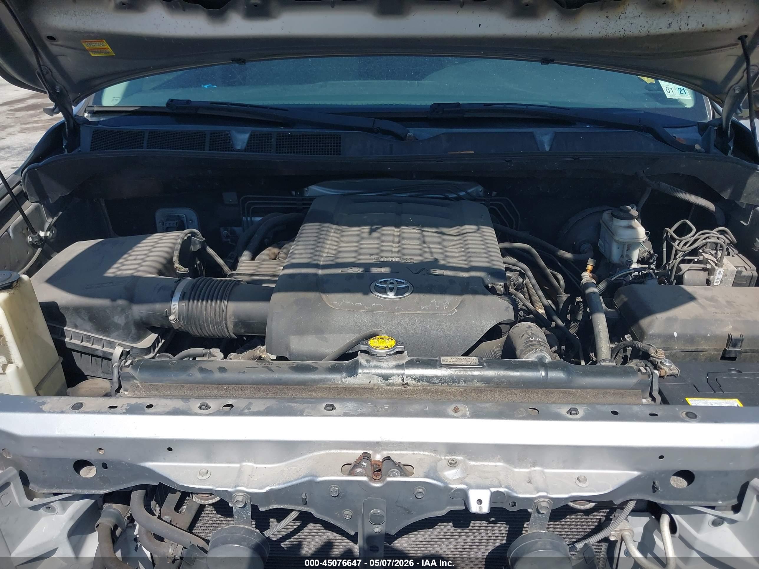 TOYOTA TUNDRA image 10
