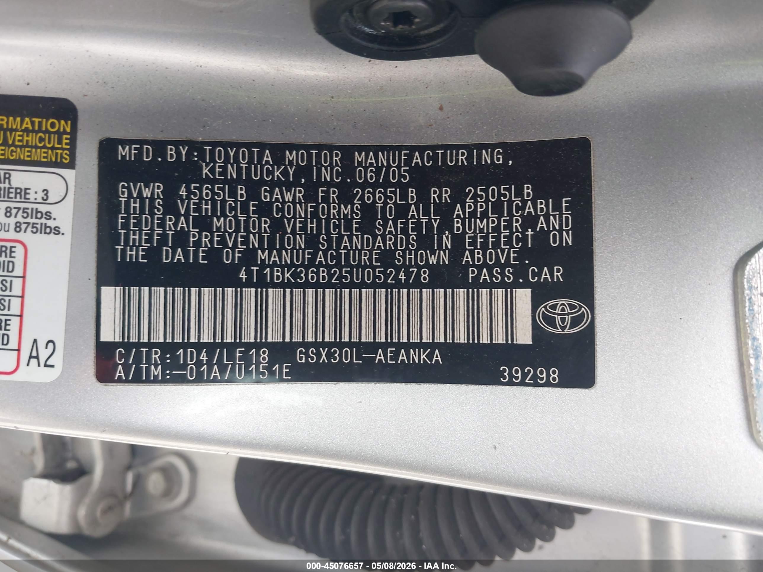TOYOTA AVALON image 9