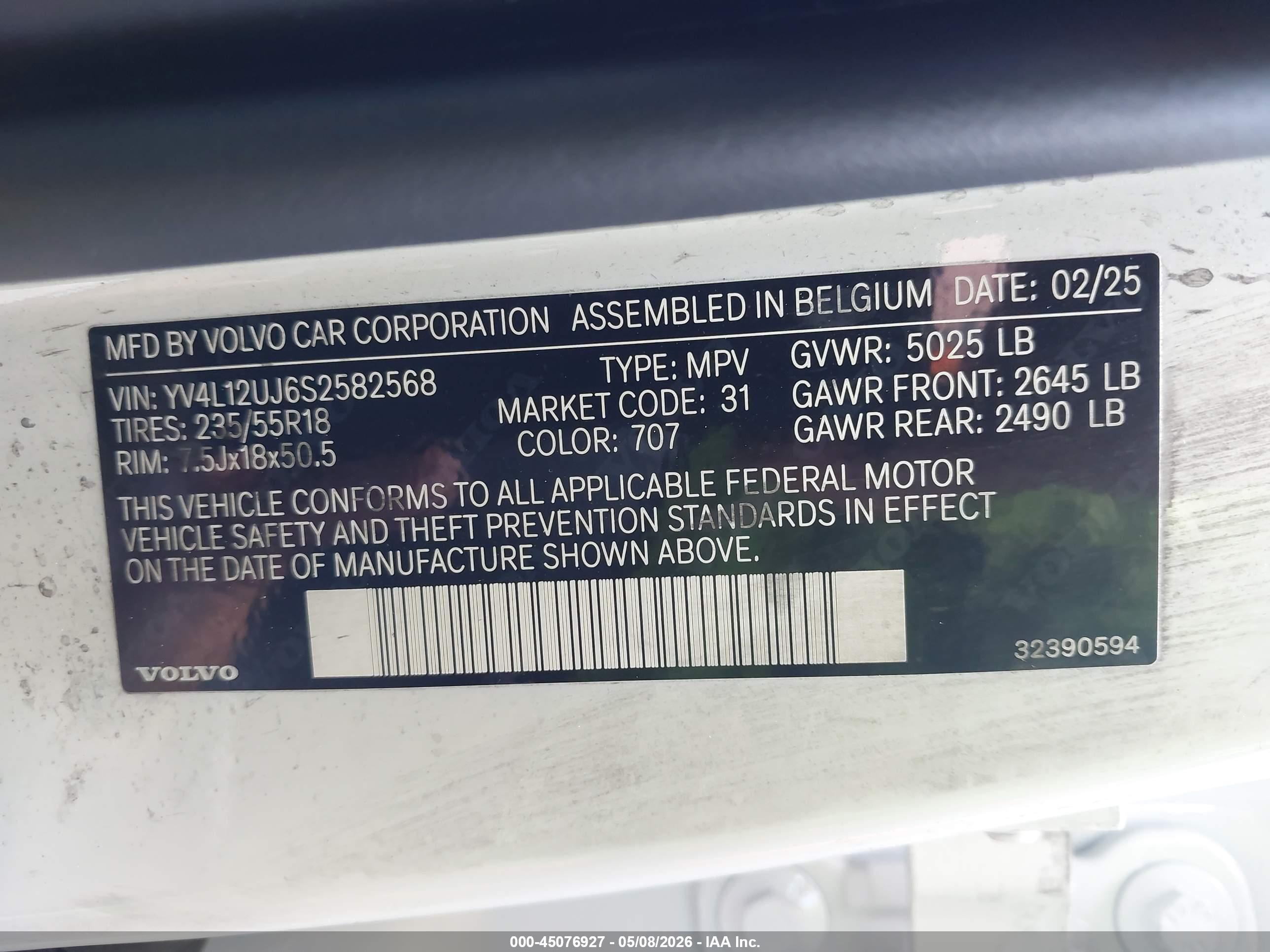 VOLVO XC40 image 9
