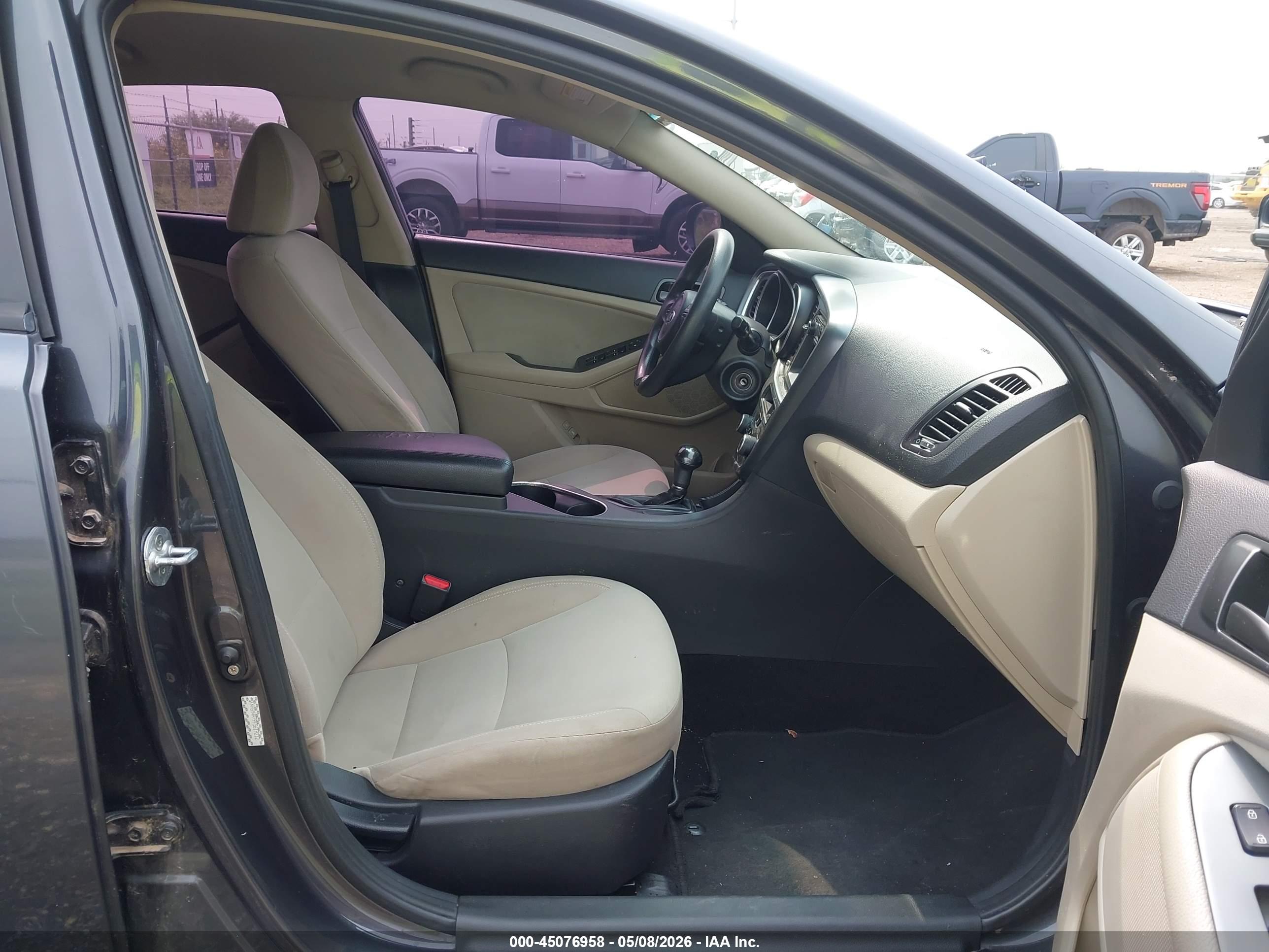 KIA OPTIMA image 5