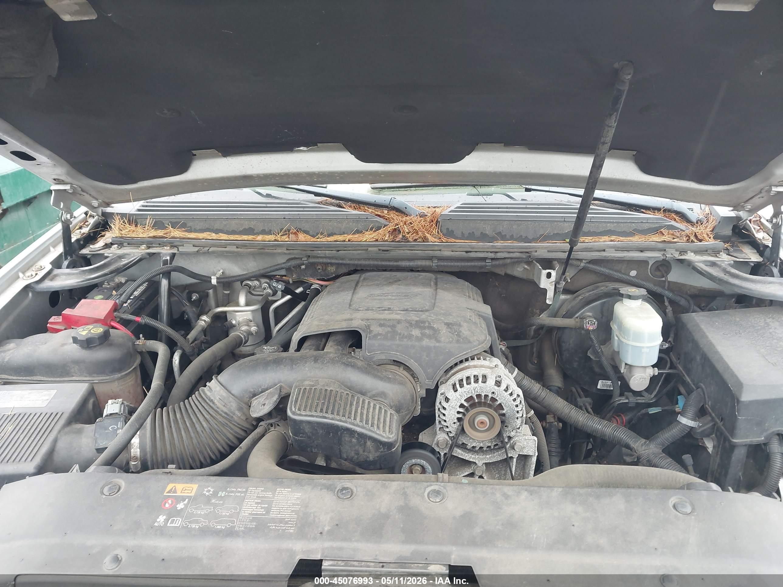 CHEVROLET TAHOE image 10