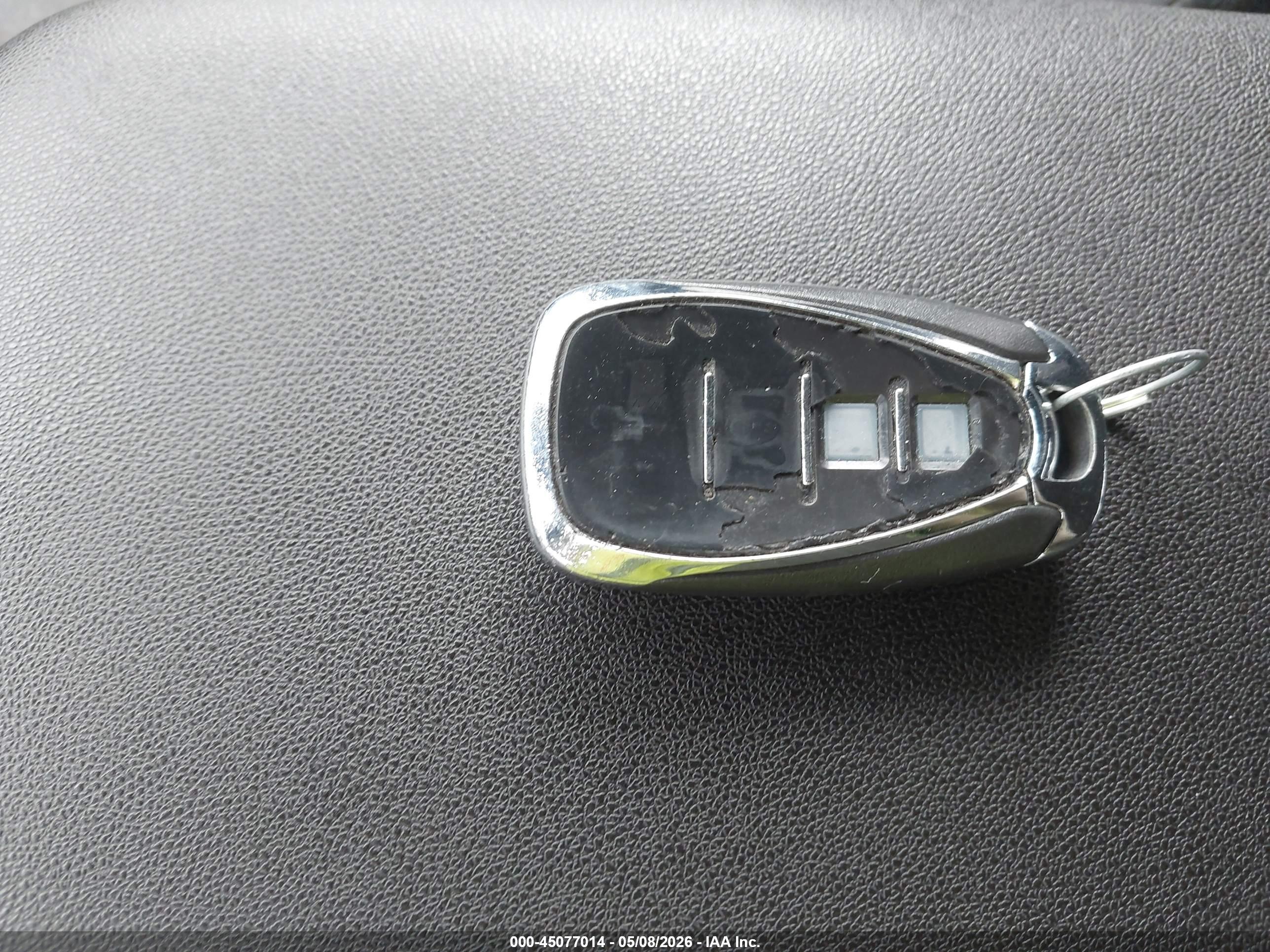 CHEVROLET EQUINOX image 11