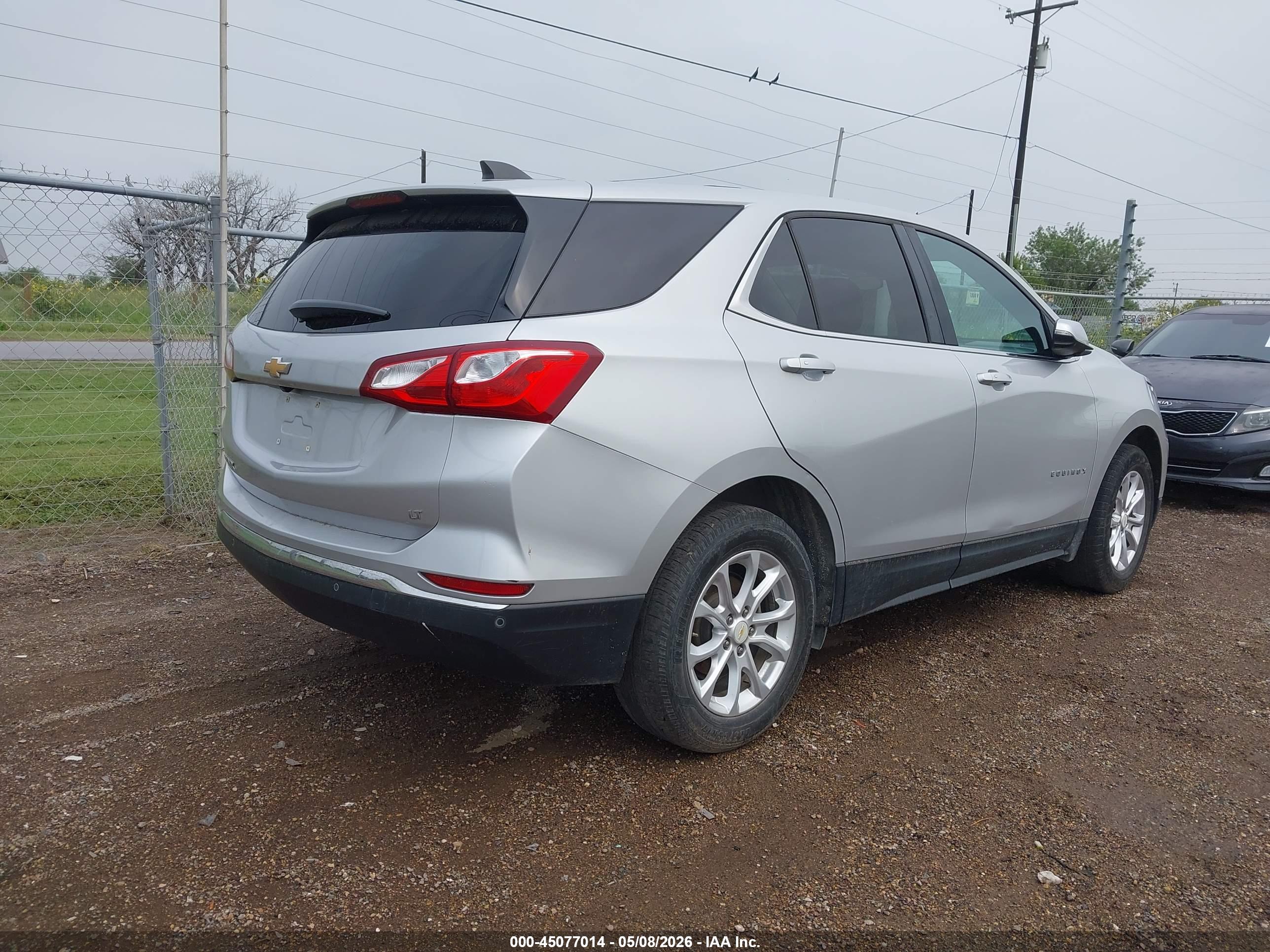 CHEVROLET EQUINOX image 4