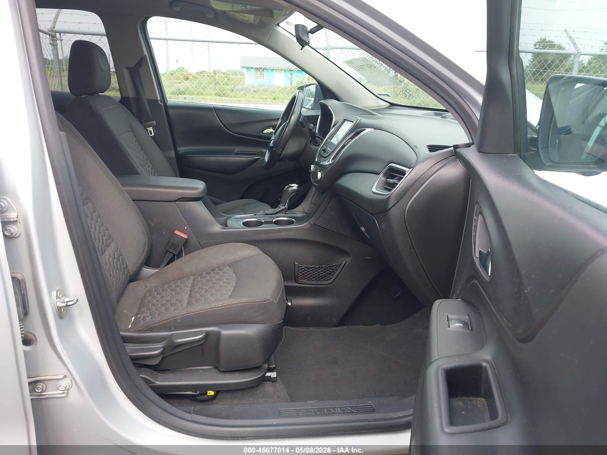CHEVROLET EQUINOX image 5