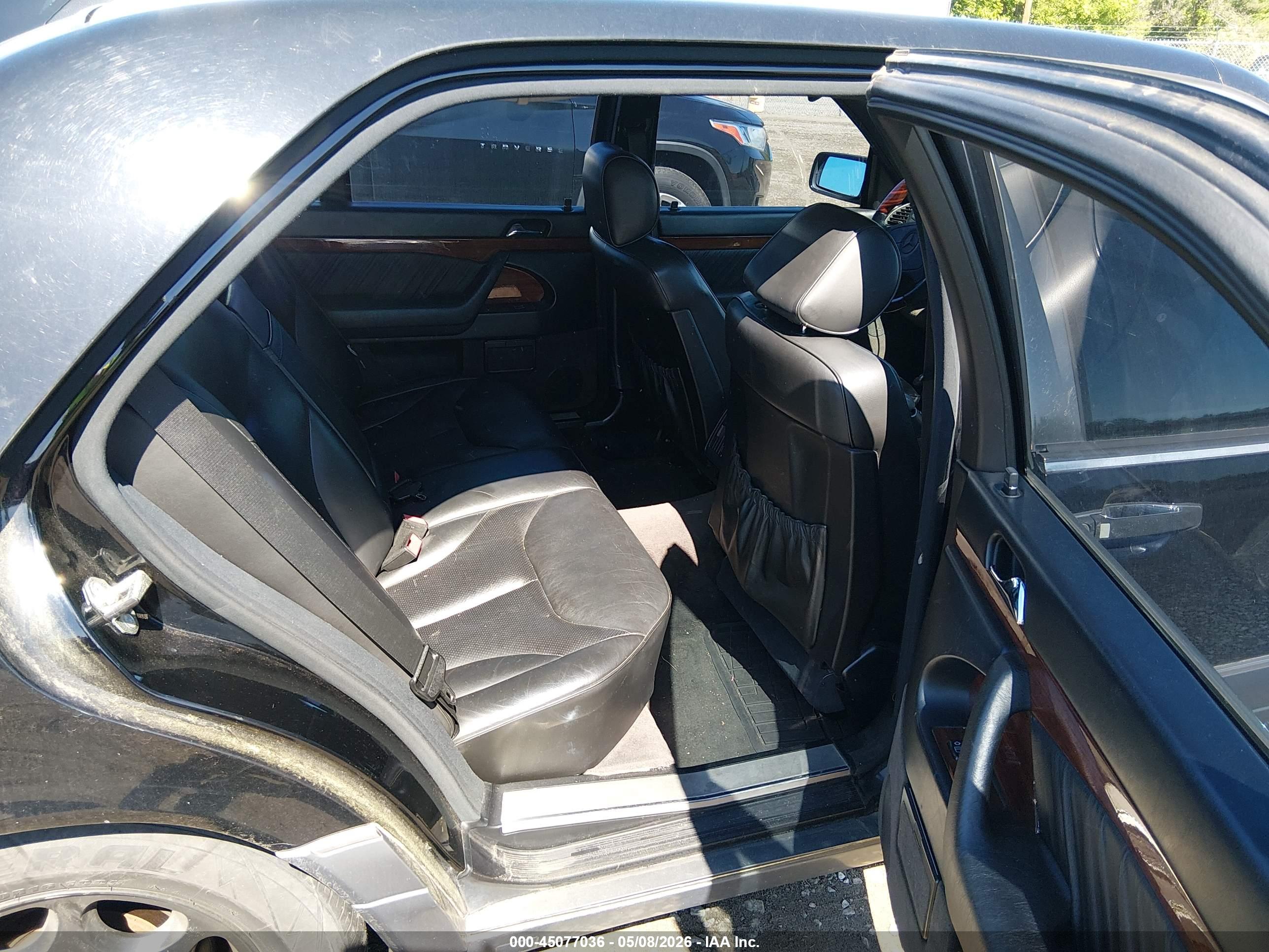 MERCEDES-BENZ S image 8
