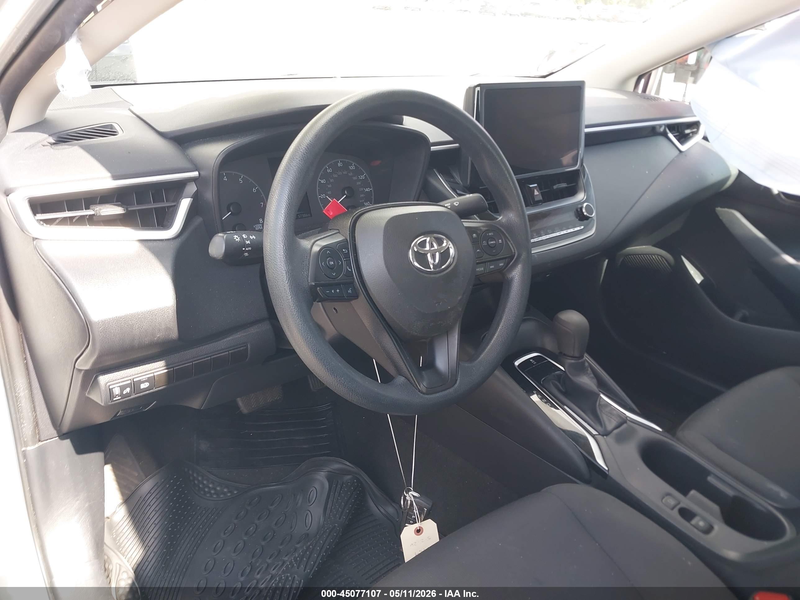TOYOTA COROLLA image 5
