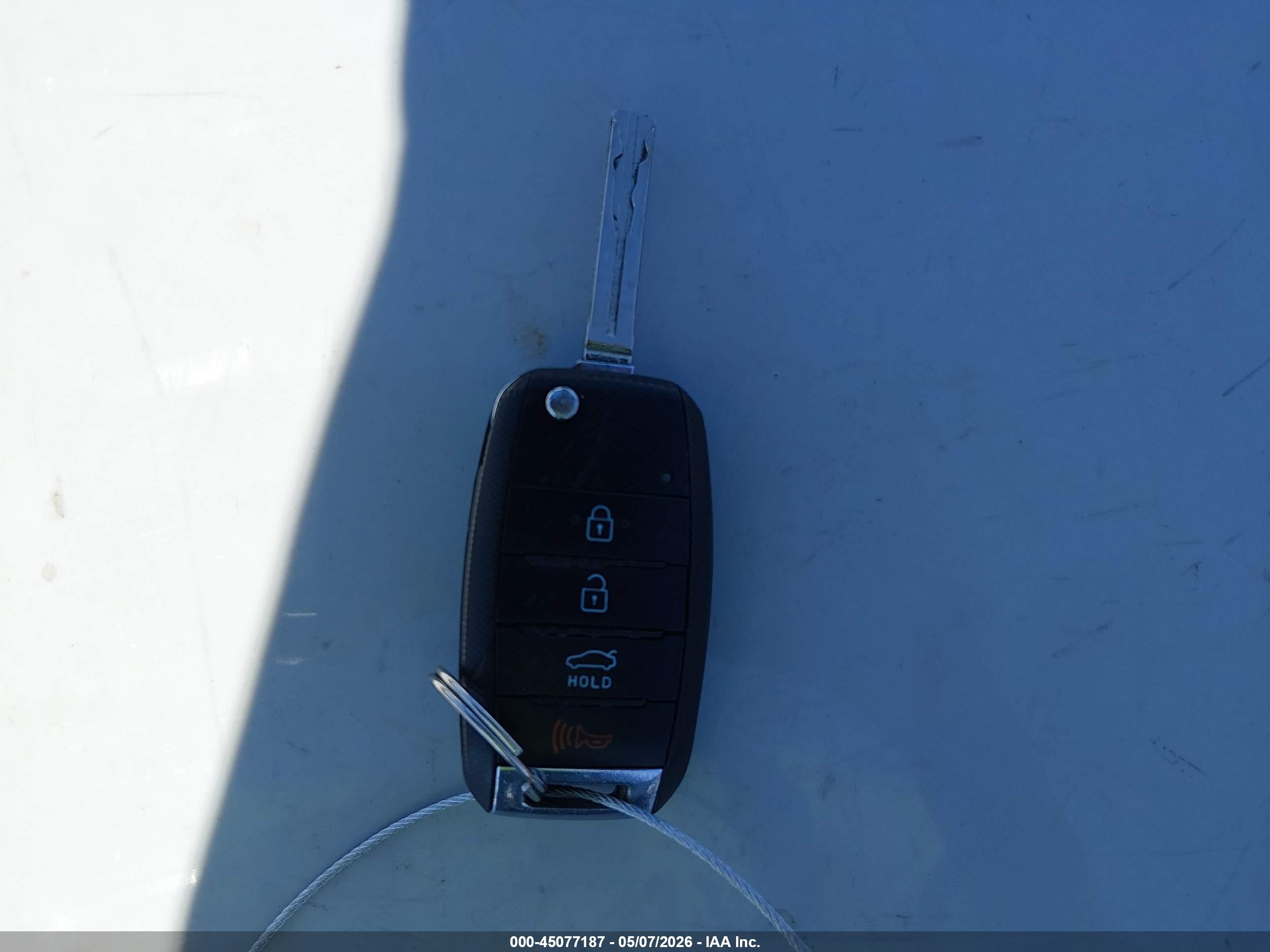KIA RIO image 11