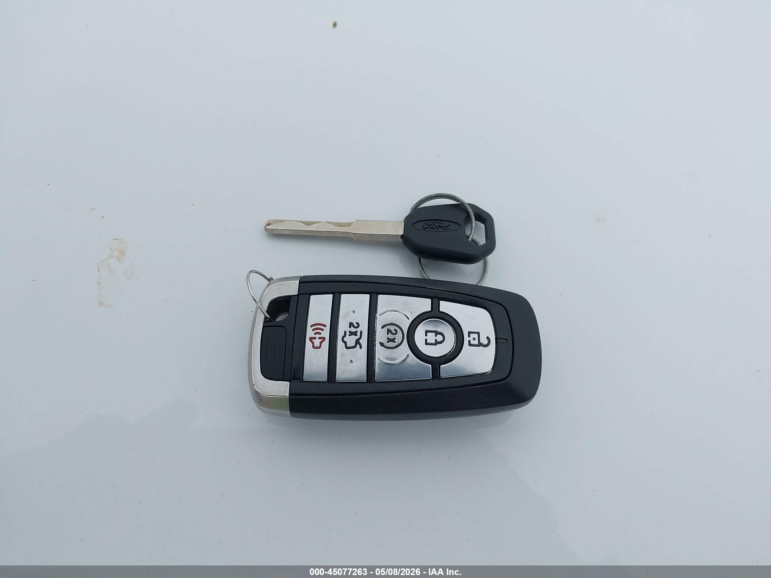 FORD EXPLORER image 11