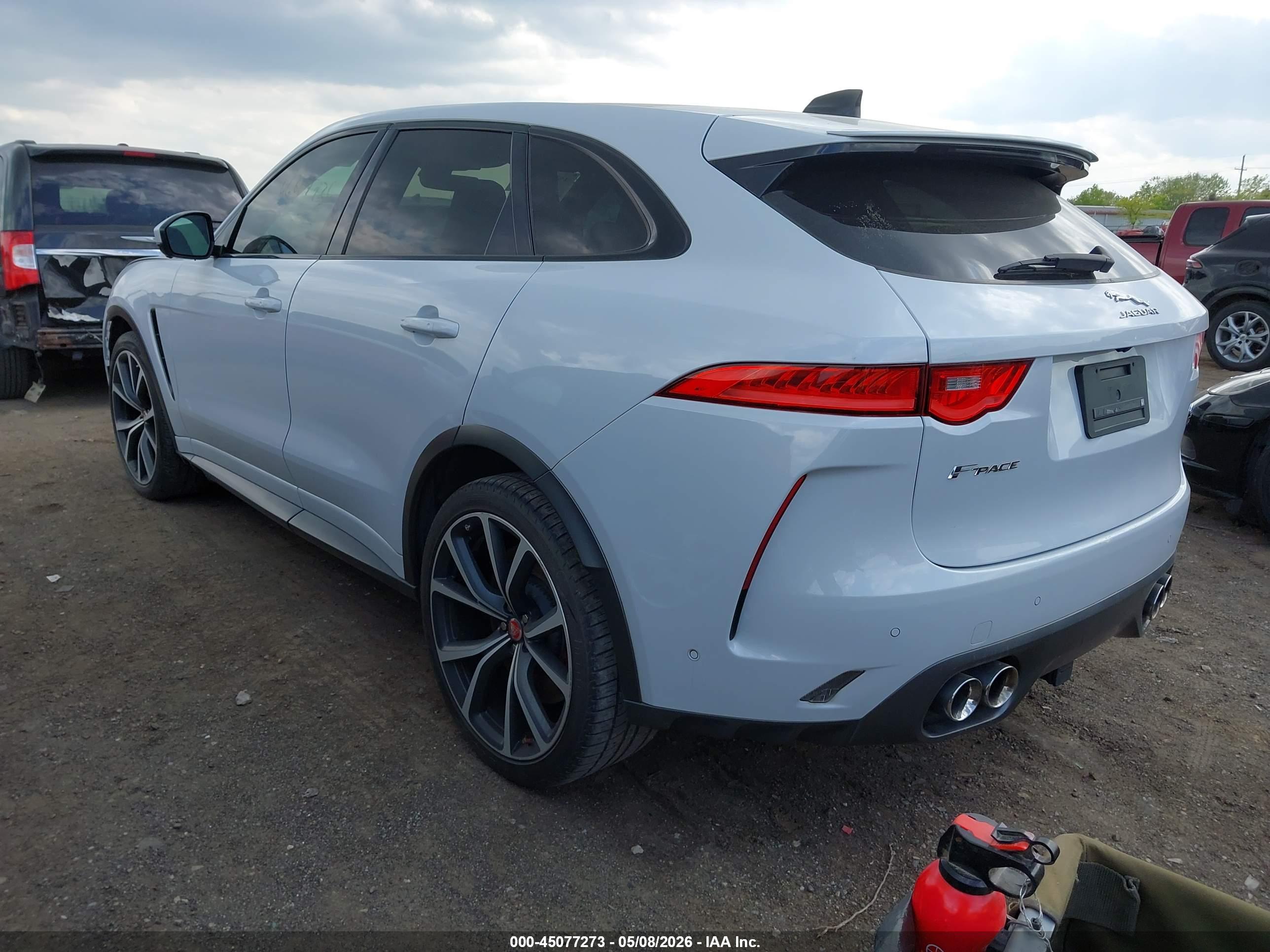 JAGUAR F-PACE image 3